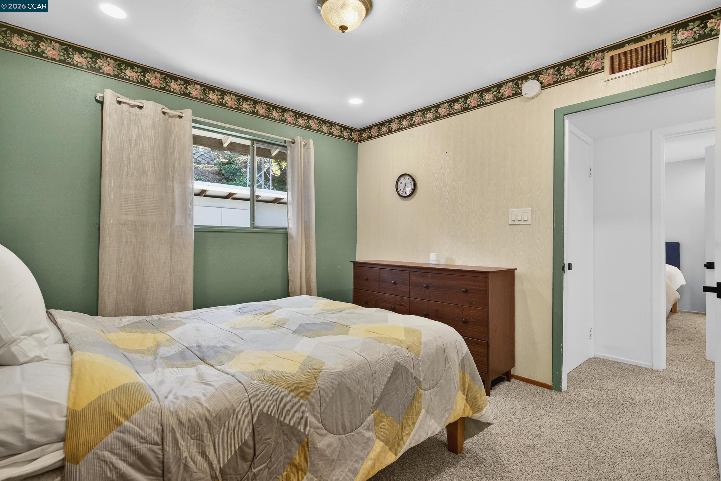Detail Gallery Image 36 of 55 For 1165 Nob Hill Ave, Pinole,  CA 94564 - 3 Beds | 2 Baths