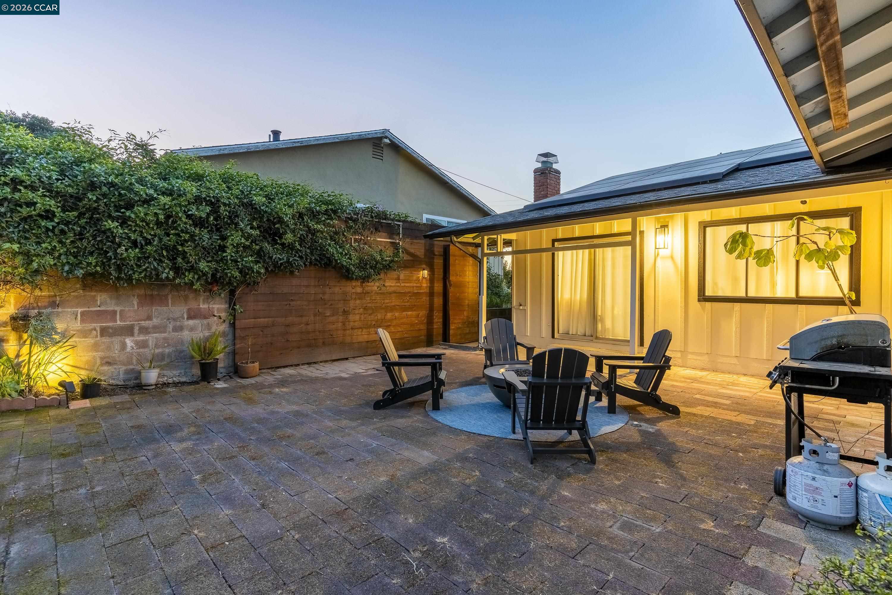 Detail Gallery Image 43 of 55 For 1165 Nob Hill Ave, Pinole,  CA 94564 - 3 Beds | 2 Baths