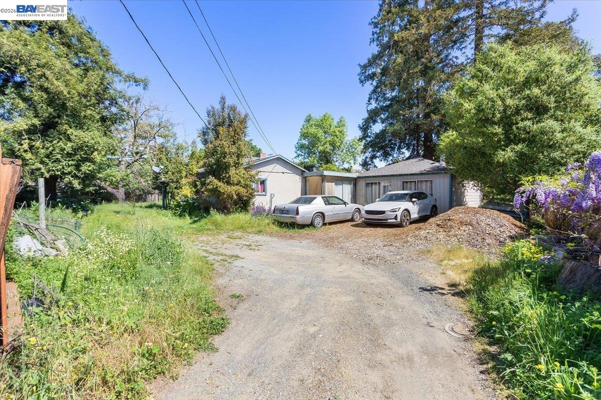 Detail Gallery Image 7 of 13 For 23932 Madeiros Ave, Hayward,  CA 94541 - 0 Beds | 0 Baths