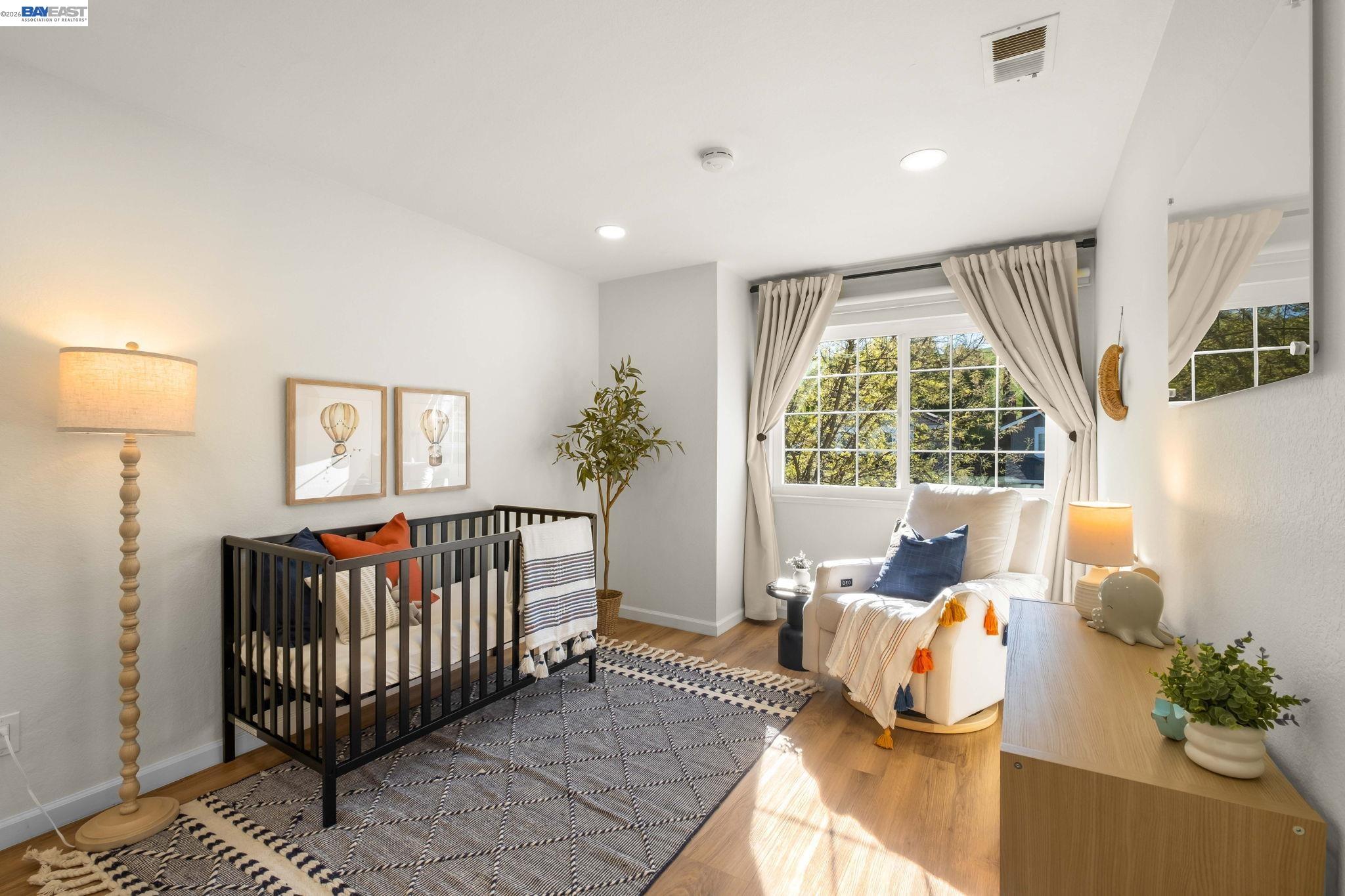 Detail Gallery Image 30 of 47 For 7921 Crossridge Dr, Dublin,  CA 94568 - 3 Beds | 2/1 Baths