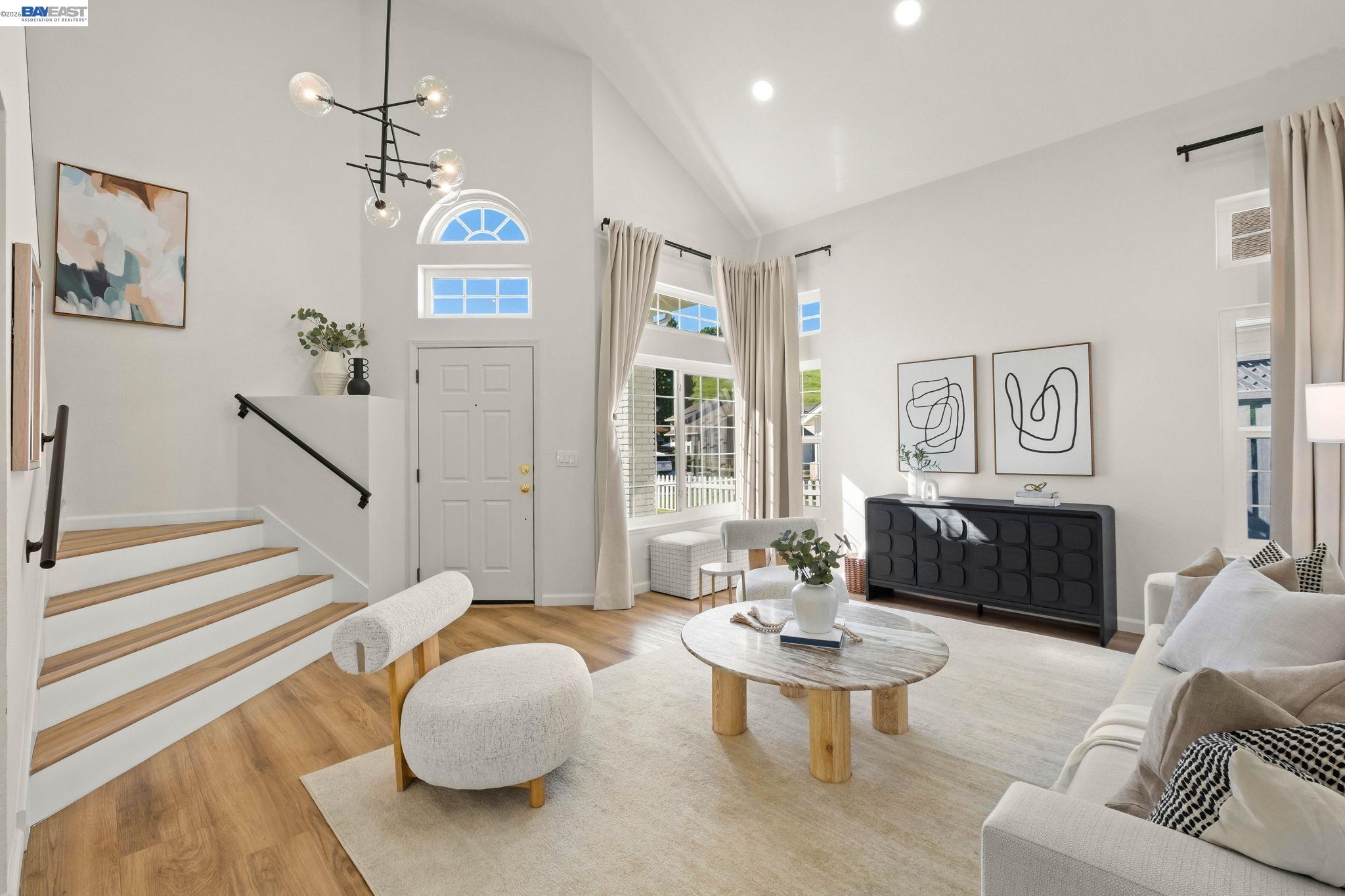 Detail Gallery Image 4 of 47 For 7921 Crossridge Dr, Dublin,  CA 94568 - 3 Beds | 2/1 Baths