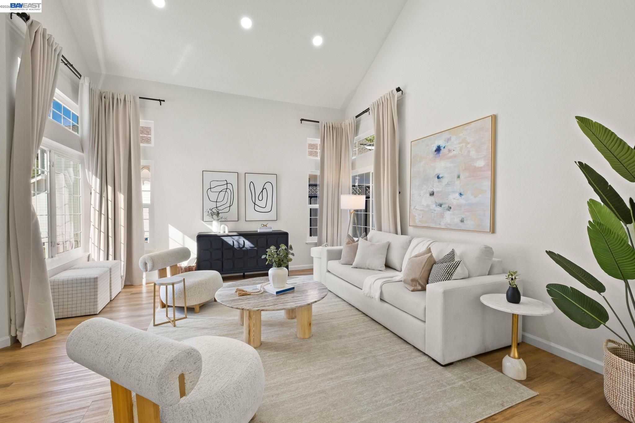 Detail Gallery Image 5 of 47 For 7921 Crossridge Dr, Dublin,  CA 94568 - 3 Beds | 2/1 Baths