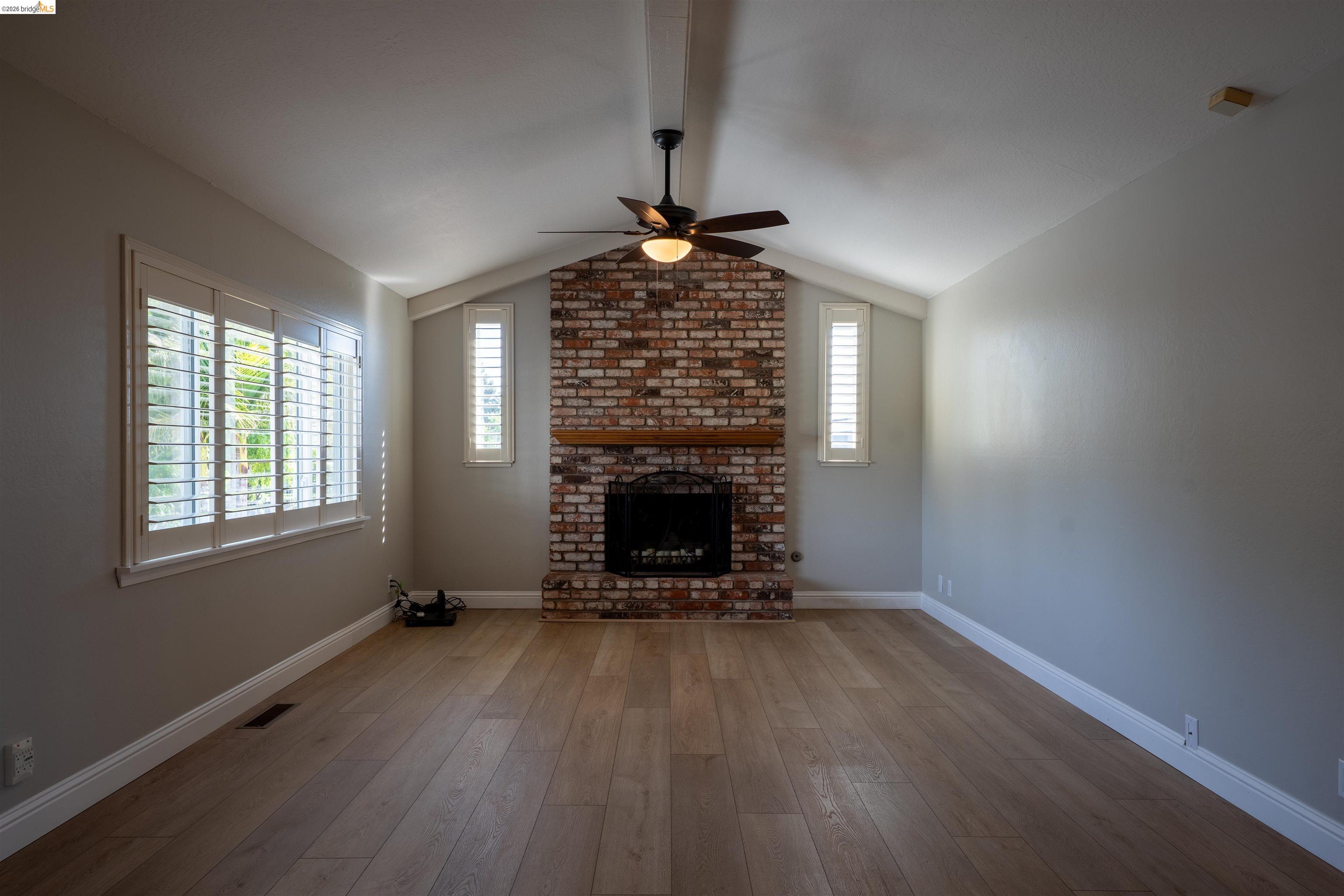 Detail Gallery Image 18 of 60 For 147 Loren Ln, Oakley,  CA 94561 - 4 Beds | 3/1 Baths