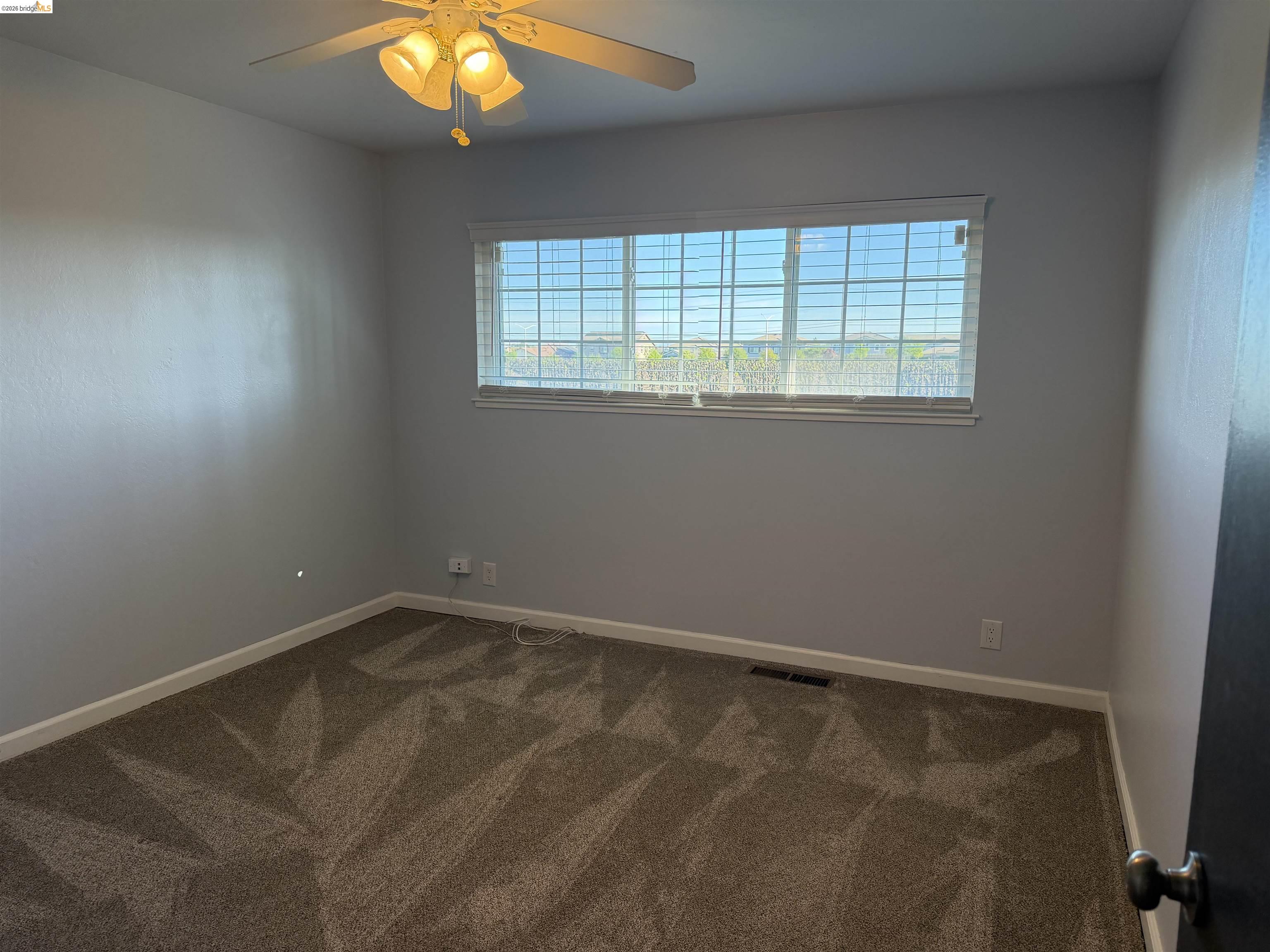 Detail Gallery Image 23 of 60 For 147 Loren Ln, Oakley,  CA 94561 - 4 Beds | 3/1 Baths