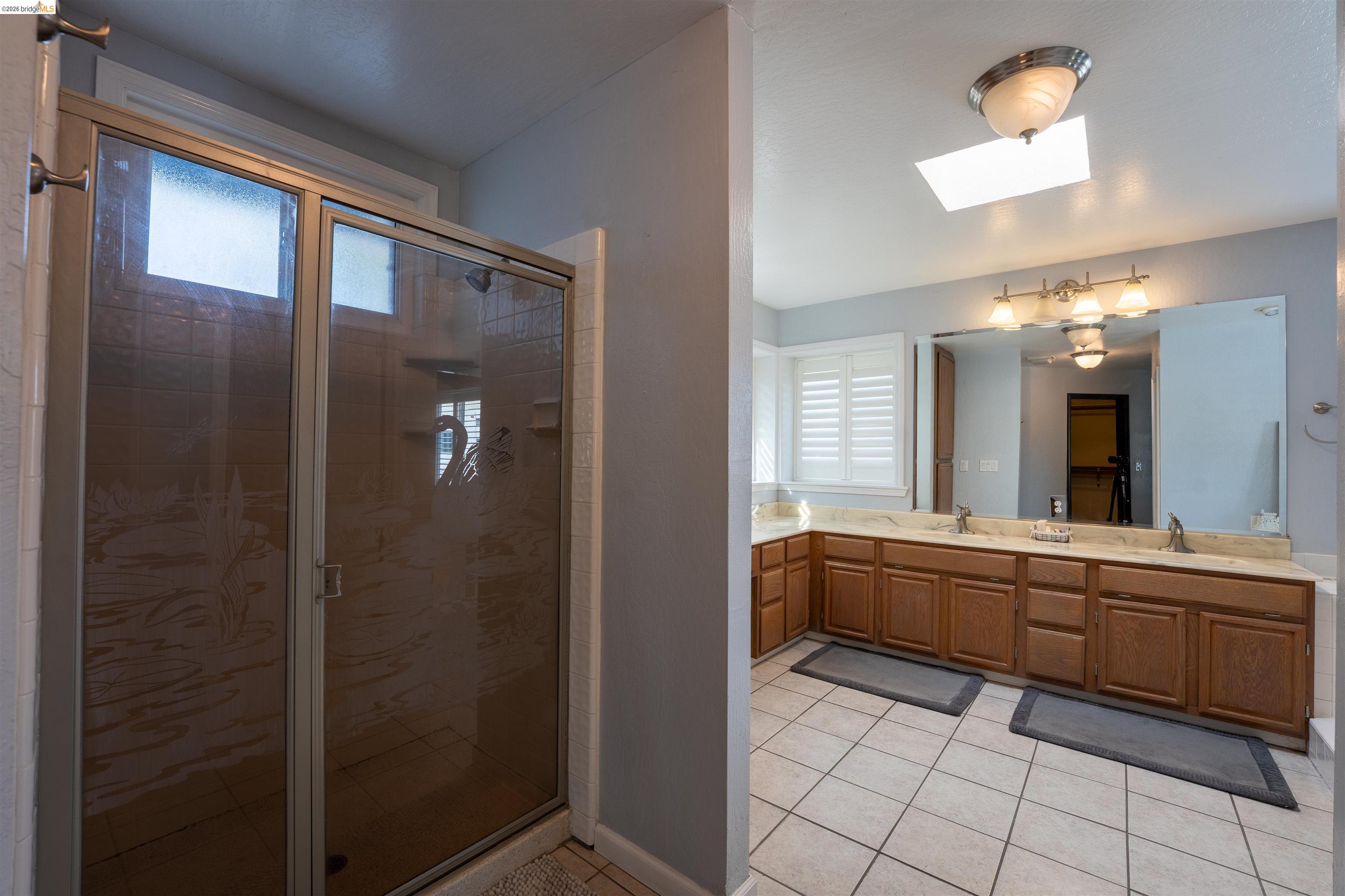 Detail Gallery Image 32 of 60 For 147 Loren Ln, Oakley,  CA 94561 - 4 Beds | 3/1 Baths