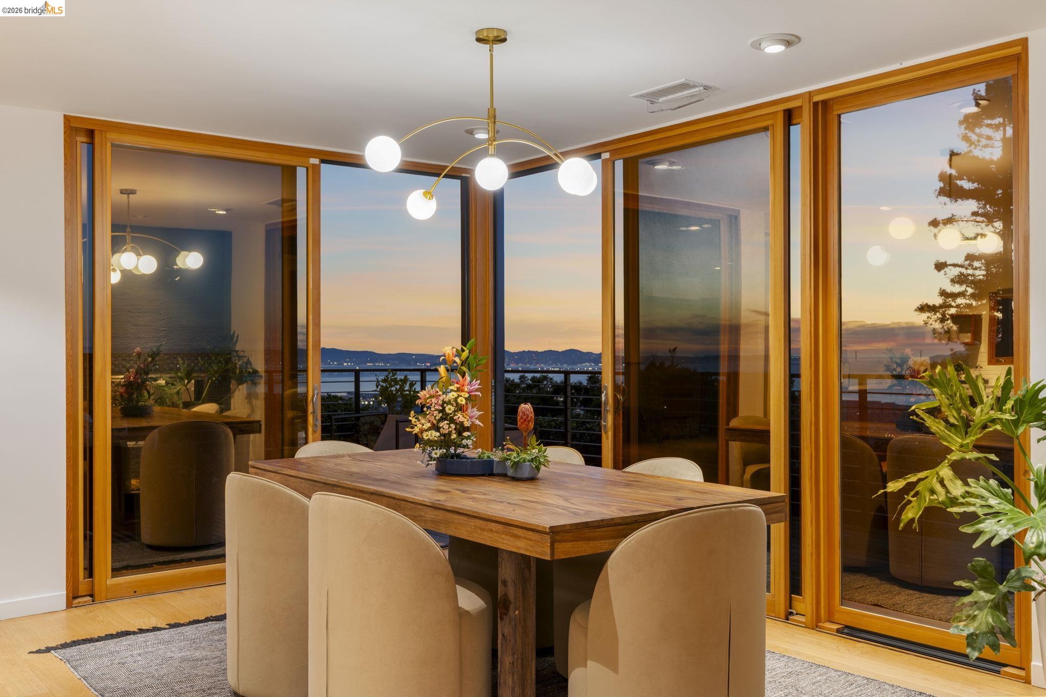 Detail Gallery Image 2 of 59 For 470 Spruce St, Berkeley,  CA 94708 - 5 Beds | 3 Baths