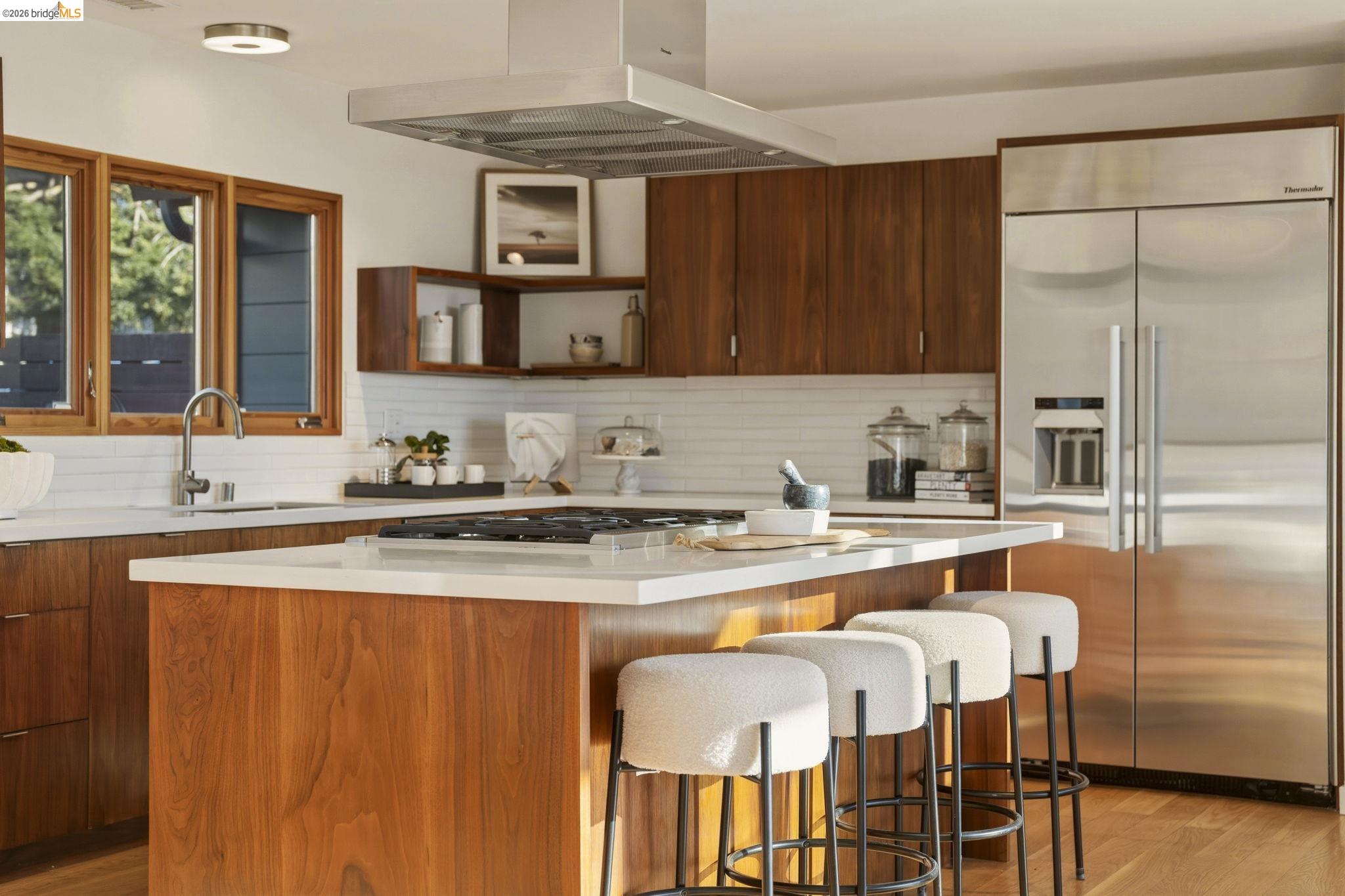 Detail Gallery Image 23 of 59 For 470 Spruce St, Berkeley,  CA 94708 - 5 Beds | 3 Baths