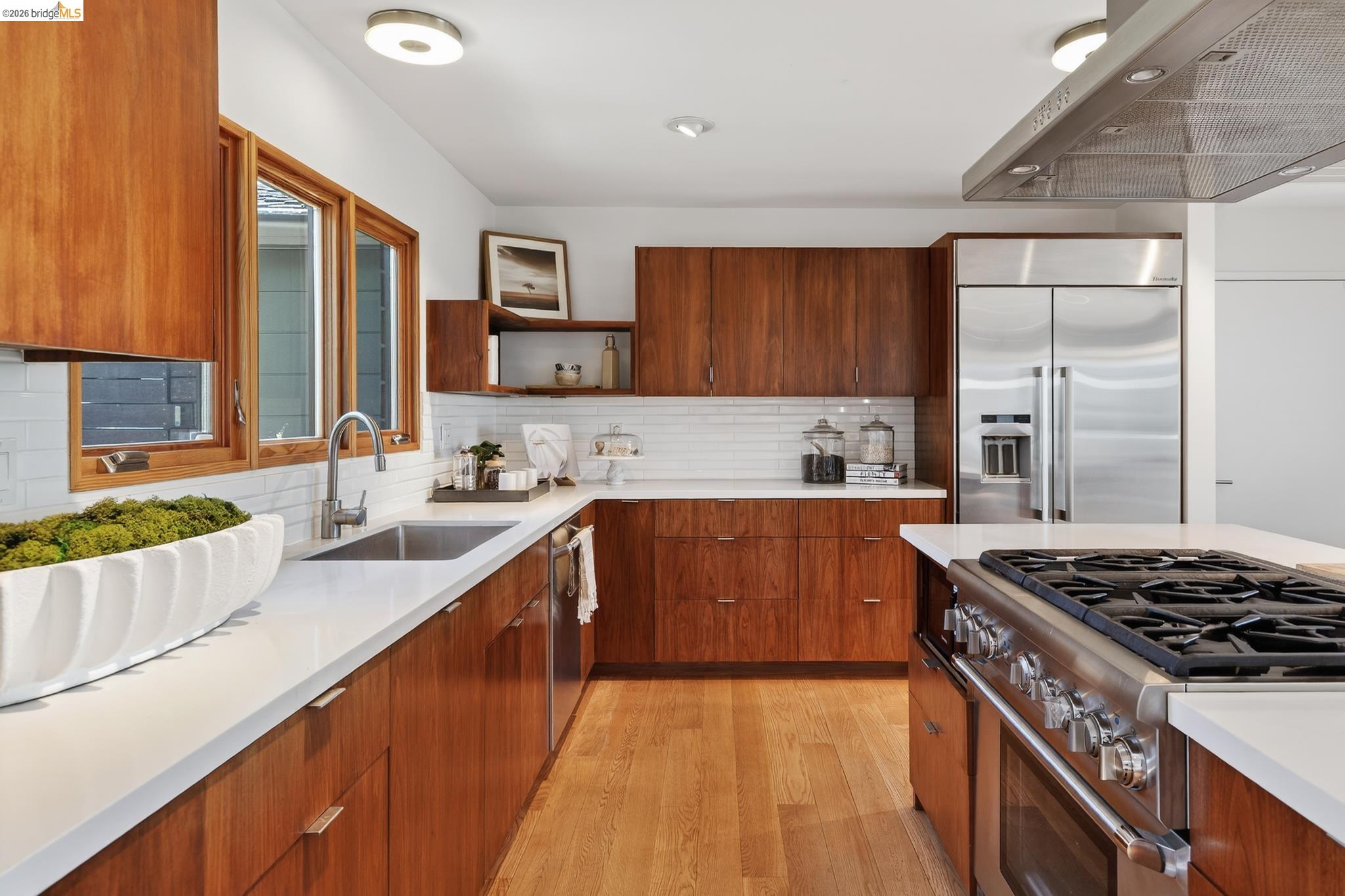 Detail Gallery Image 24 of 59 For 470 Spruce St, Berkeley,  CA 94708 - 5 Beds | 3 Baths