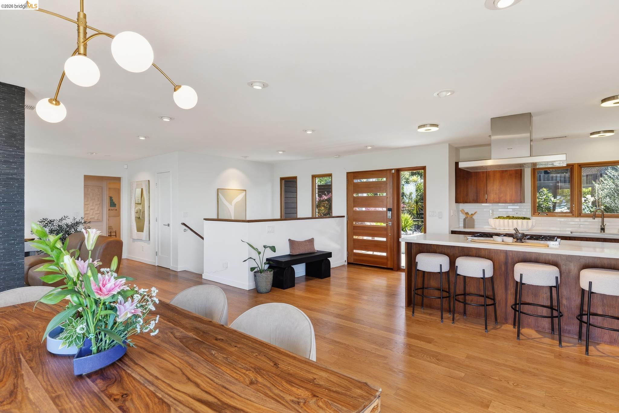 Detail Gallery Image 25 of 59 For 470 Spruce St, Berkeley,  CA 94708 - 5 Beds | 3 Baths