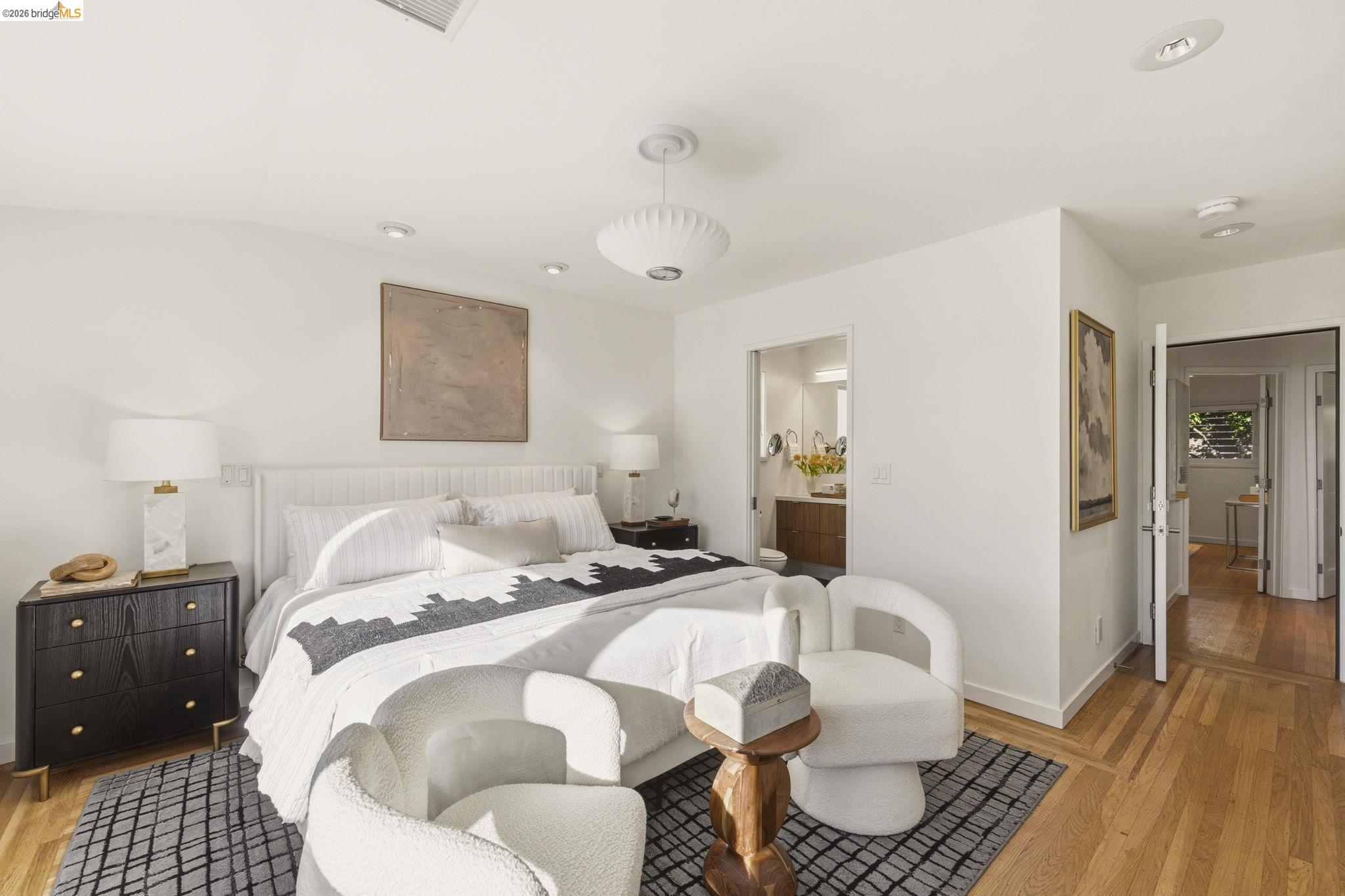 Detail Gallery Image 27 of 59 For 470 Spruce St, Berkeley,  CA 94708 - 5 Beds | 3 Baths