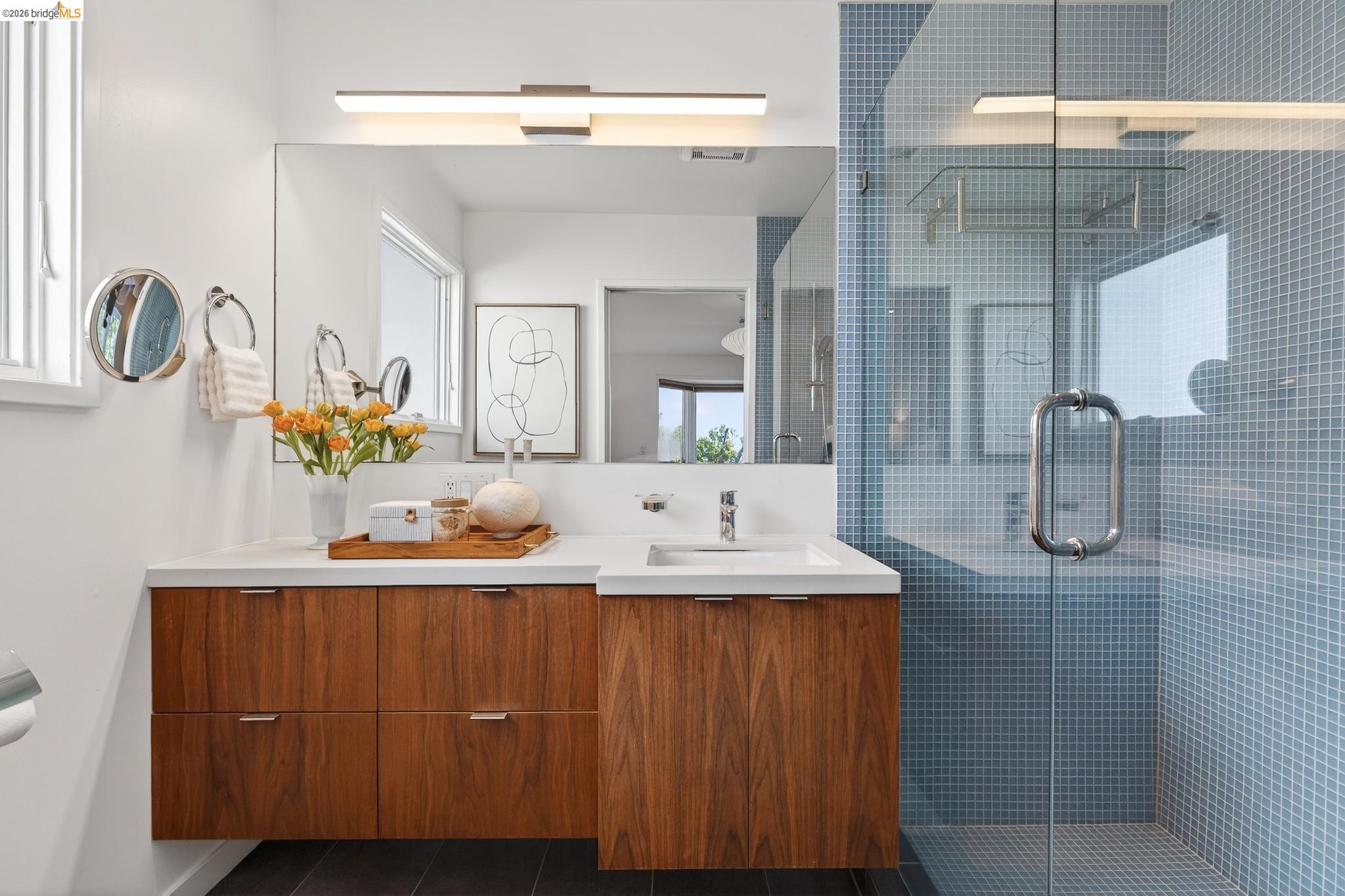 Detail Gallery Image 28 of 59 For 470 Spruce St, Berkeley,  CA 94708 - 5 Beds | 3 Baths