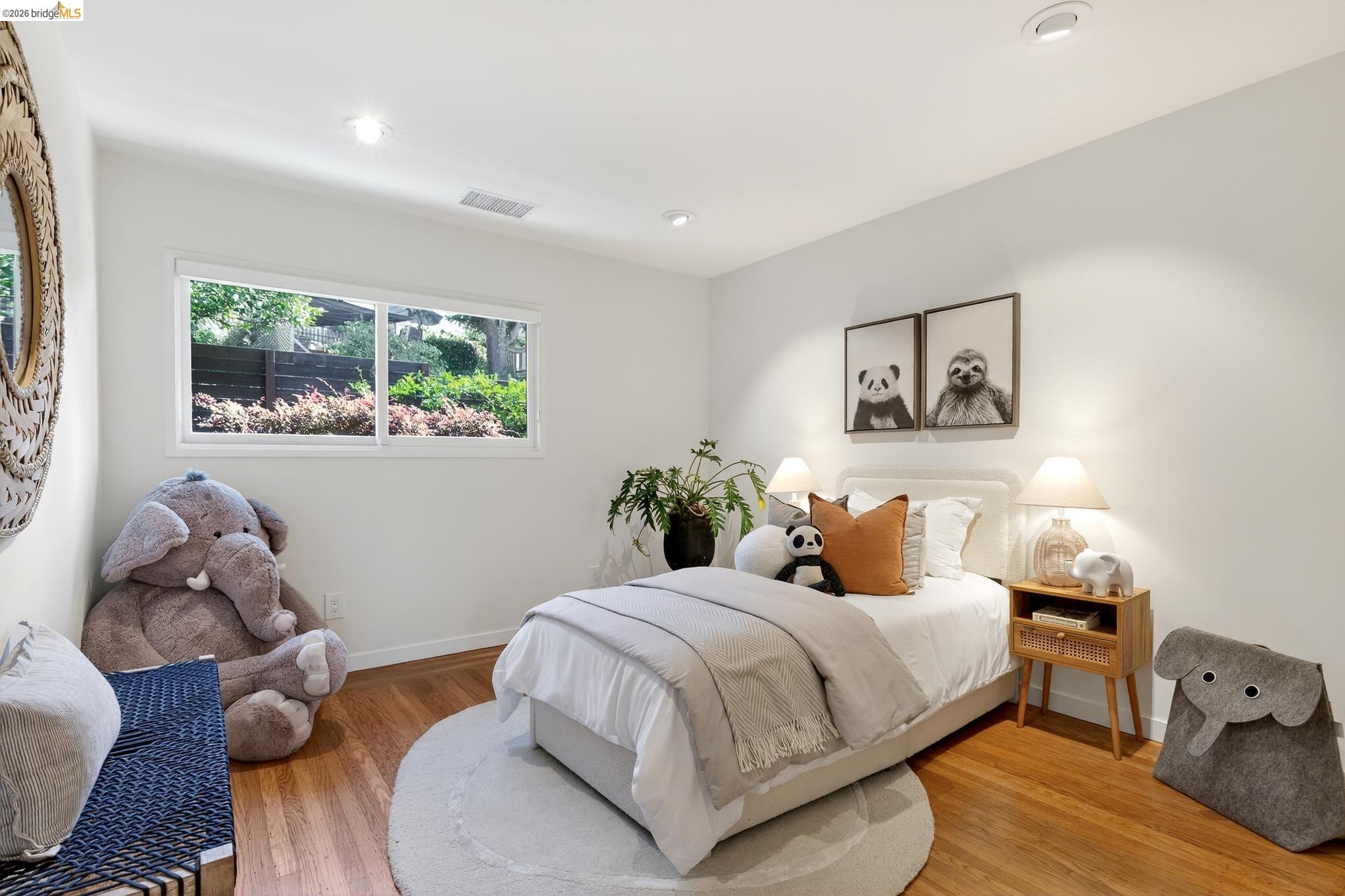 Detail Gallery Image 31 of 59 For 470 Spruce St, Berkeley,  CA 94708 - 5 Beds | 3 Baths