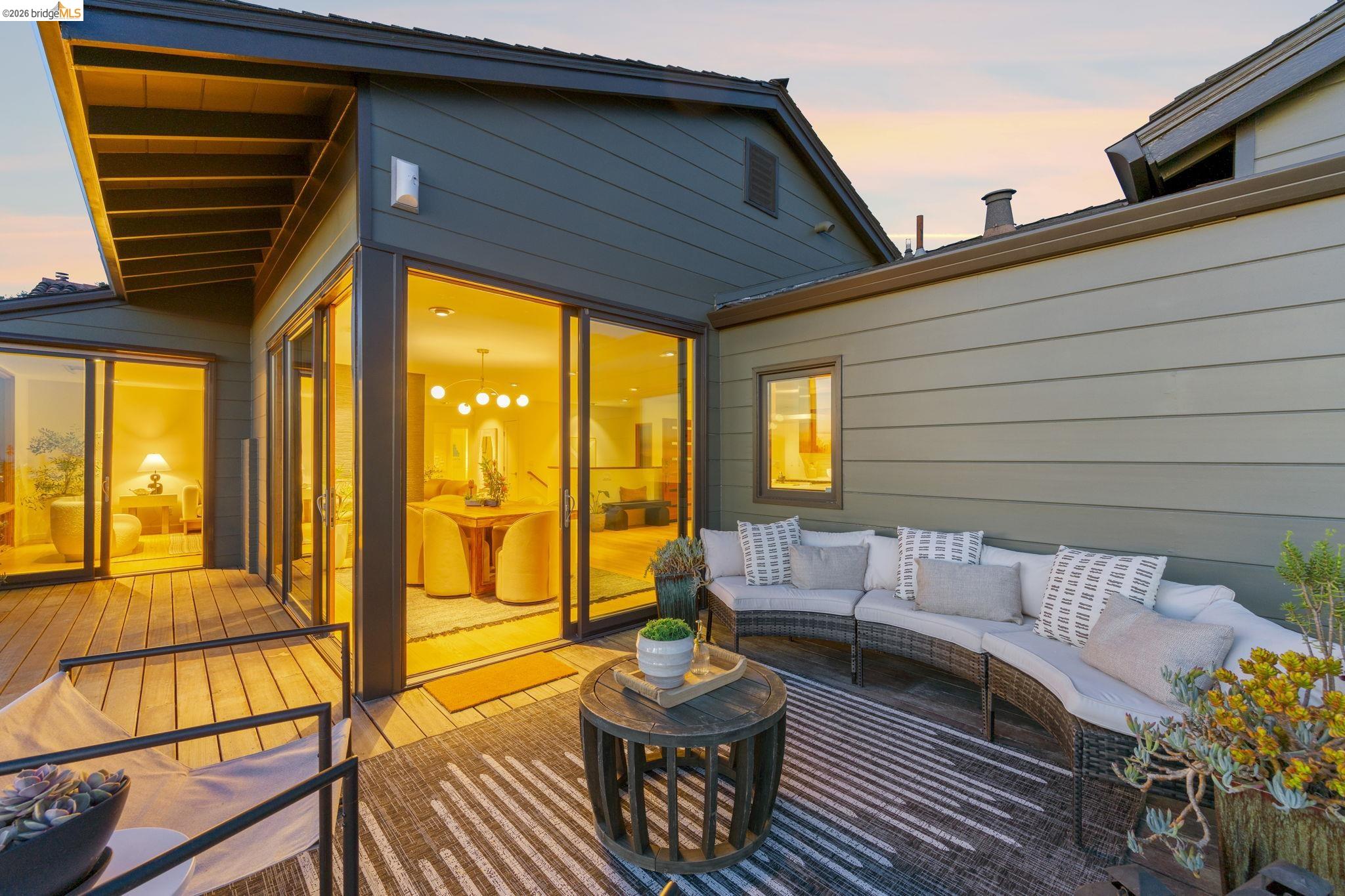 Detail Gallery Image 53 of 59 For 470 Spruce St, Berkeley,  CA 94708 - 5 Beds | 3 Baths