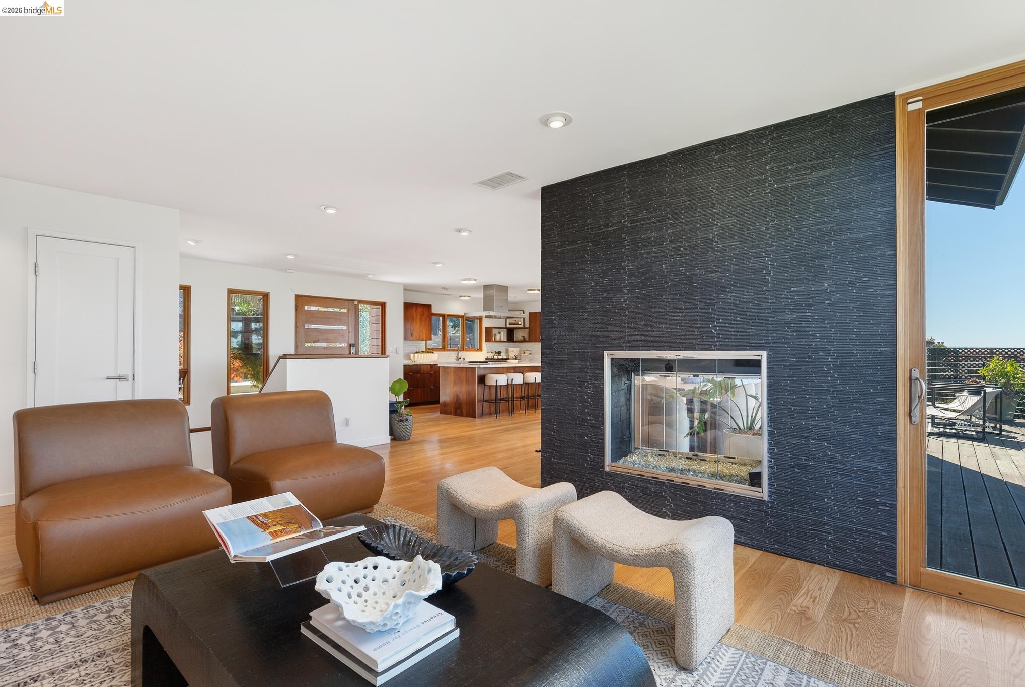 Detail Gallery Image 10 of 59 For 470 Spruce St, Berkeley,  CA 94708 - 5 Beds | 3 Baths