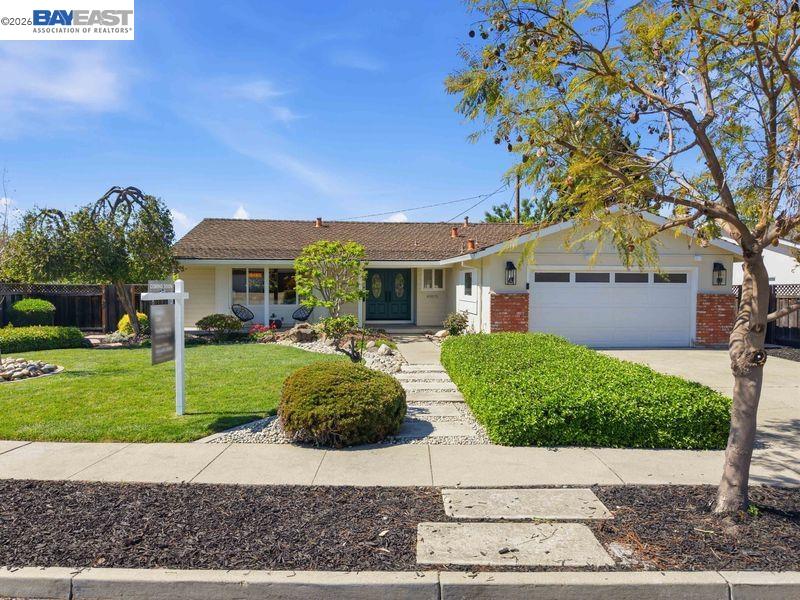 Detail Gallery Image 2 of 40 For 43075 Gallegos, Fremont,  CA 94539 - 3 Beds | 2 Baths