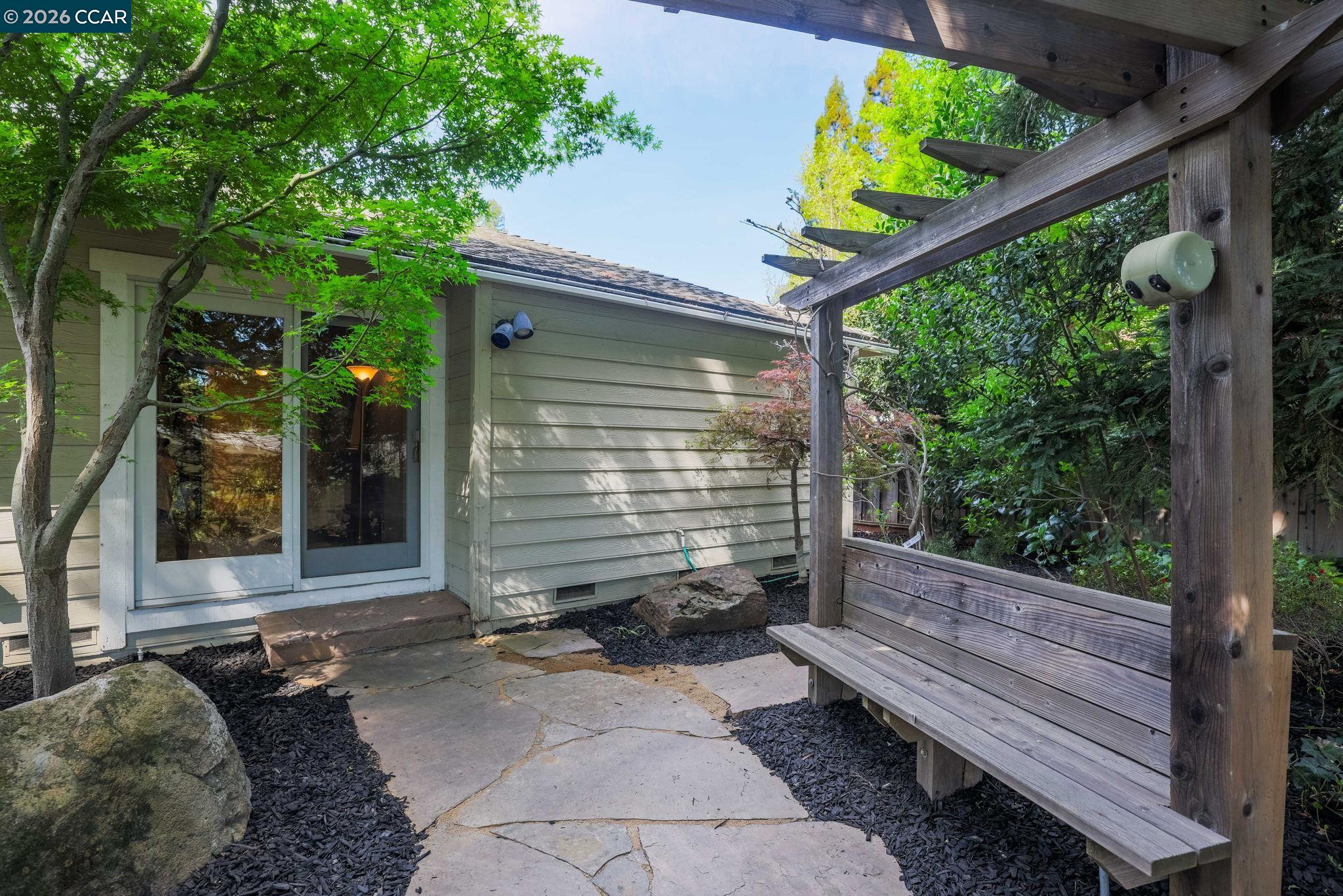 Detail Gallery Image 28 of 34 For 770 Highbridge Ln, Danville,  CA 94526 - 4 Beds | 2/1 Baths