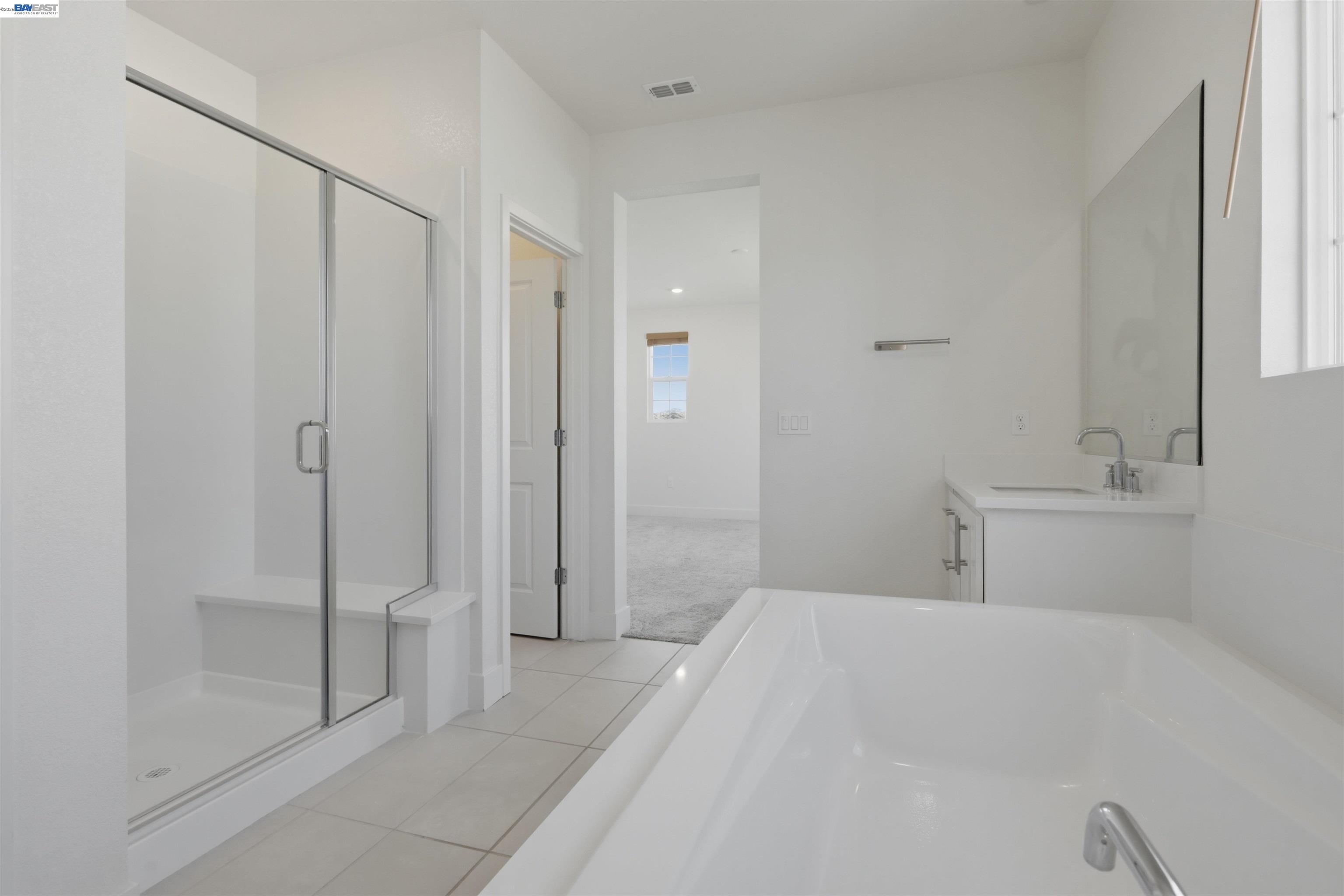 Detail Gallery Image 10 of 18 For 464 Coolcrest Dr, Oakley,  CA 94561 - 4 Beds | 3 Baths