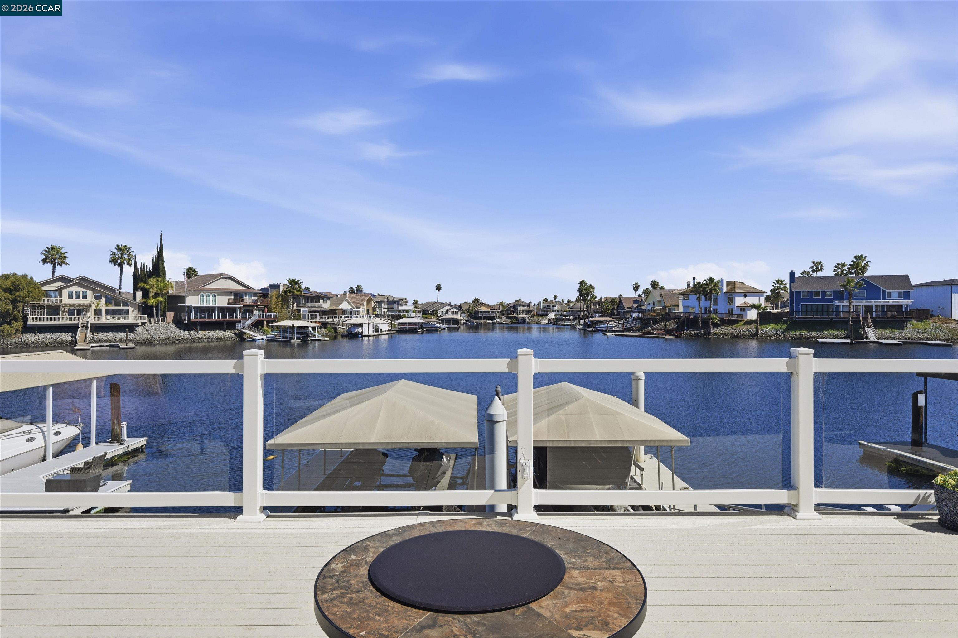 Detail Gallery Image 4 of 53 For 2027 Windward Pt, Discovery Bay,  CA 94505 - 4 Beds | 2/1 Baths