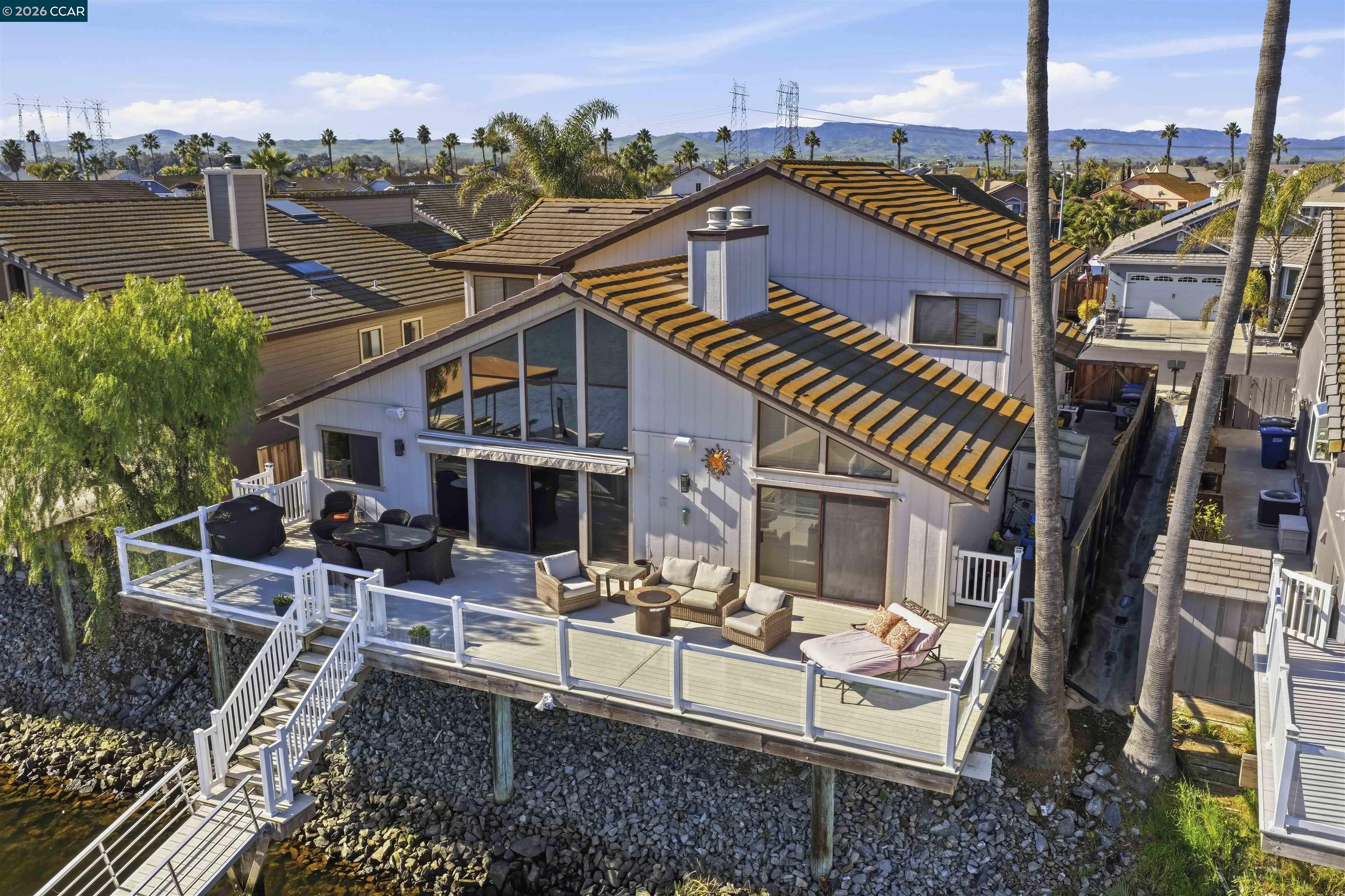 Detail Gallery Image 7 of 53 For 2027 Windward Pt, Discovery Bay,  CA 94505 - 4 Beds | 2/1 Baths