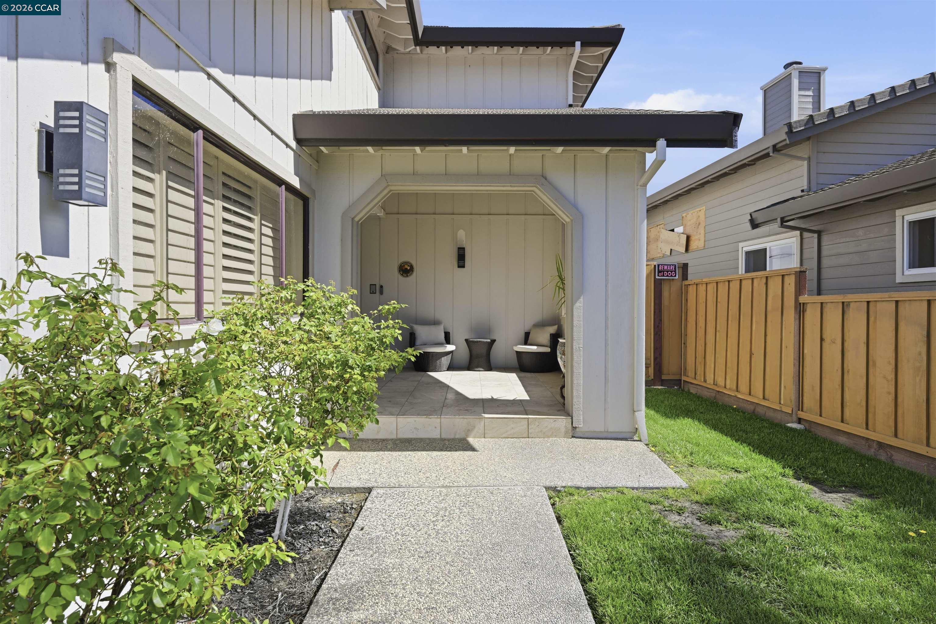 Detail Gallery Image 10 of 53 For 2027 Windward Pt, Discovery Bay,  CA 94505 - 4 Beds | 2/1 Baths