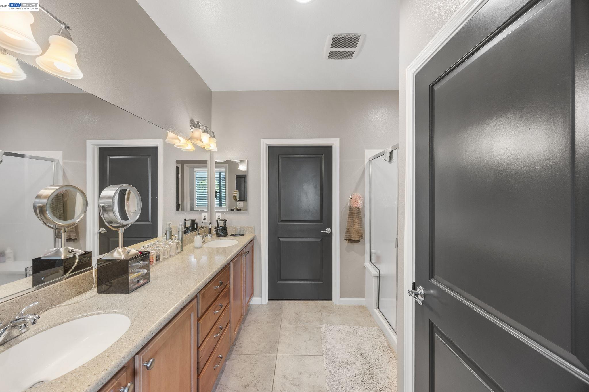 Detail Gallery Image 17 of 31 For 7417 Chatsworth Cir, Elk Grove,  CA 95757 - 2 Beds | 2 Baths