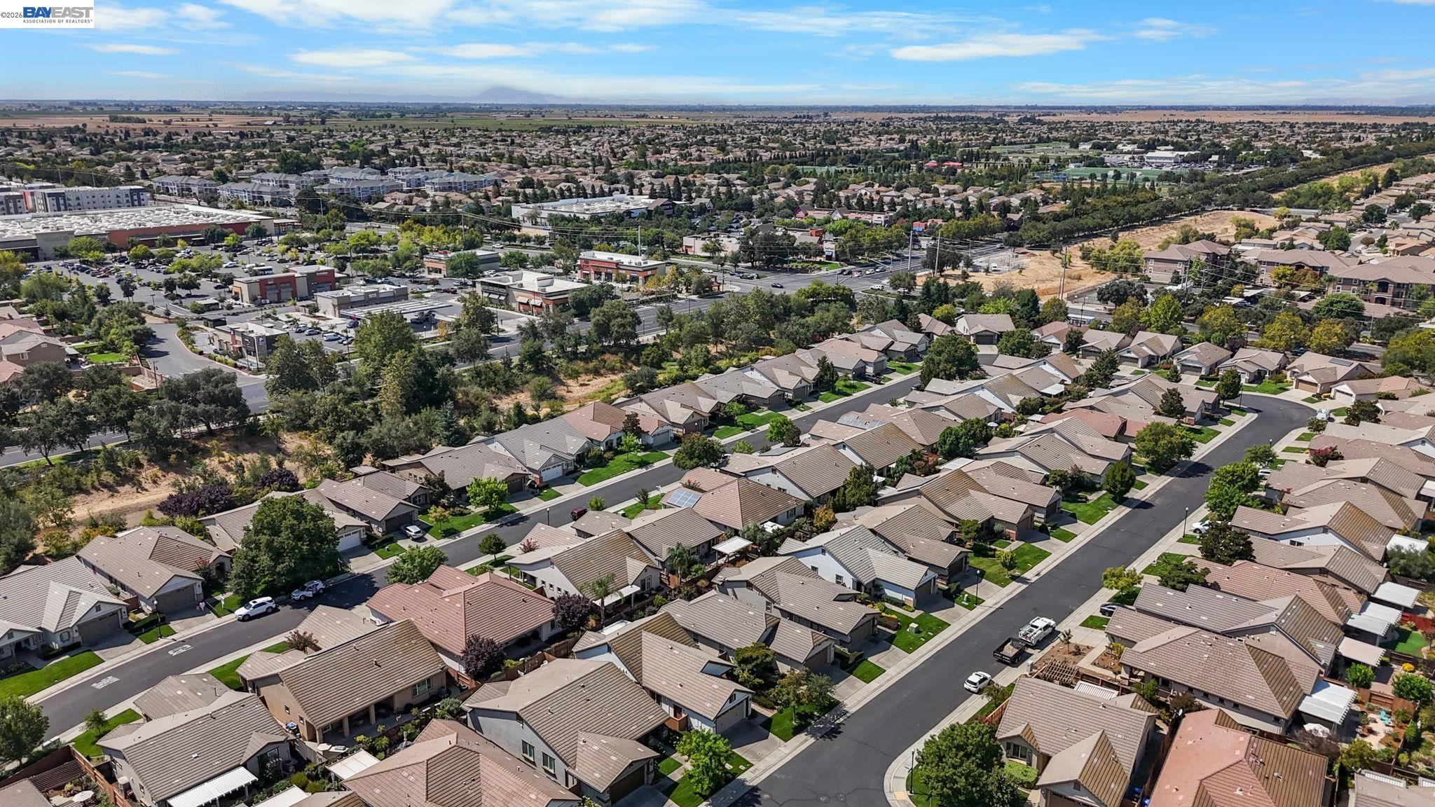 Detail Gallery Image 27 of 31 For 7417 Chatsworth Cir, Elk Grove,  CA 95757 - 2 Beds | 2 Baths