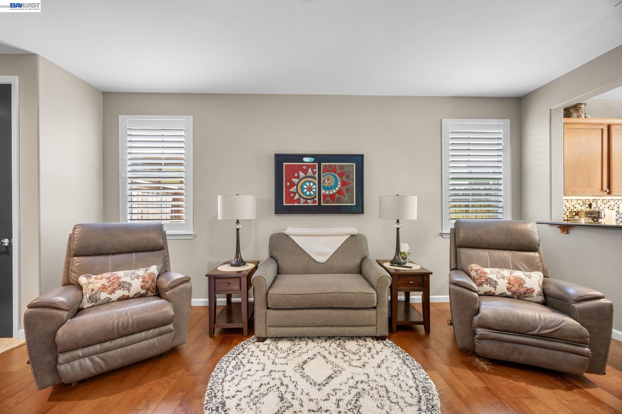 Detail Gallery Image 6 of 31 For 7417 Chatsworth Cir, Elk Grove,  CA 95757 - 2 Beds | 2 Baths