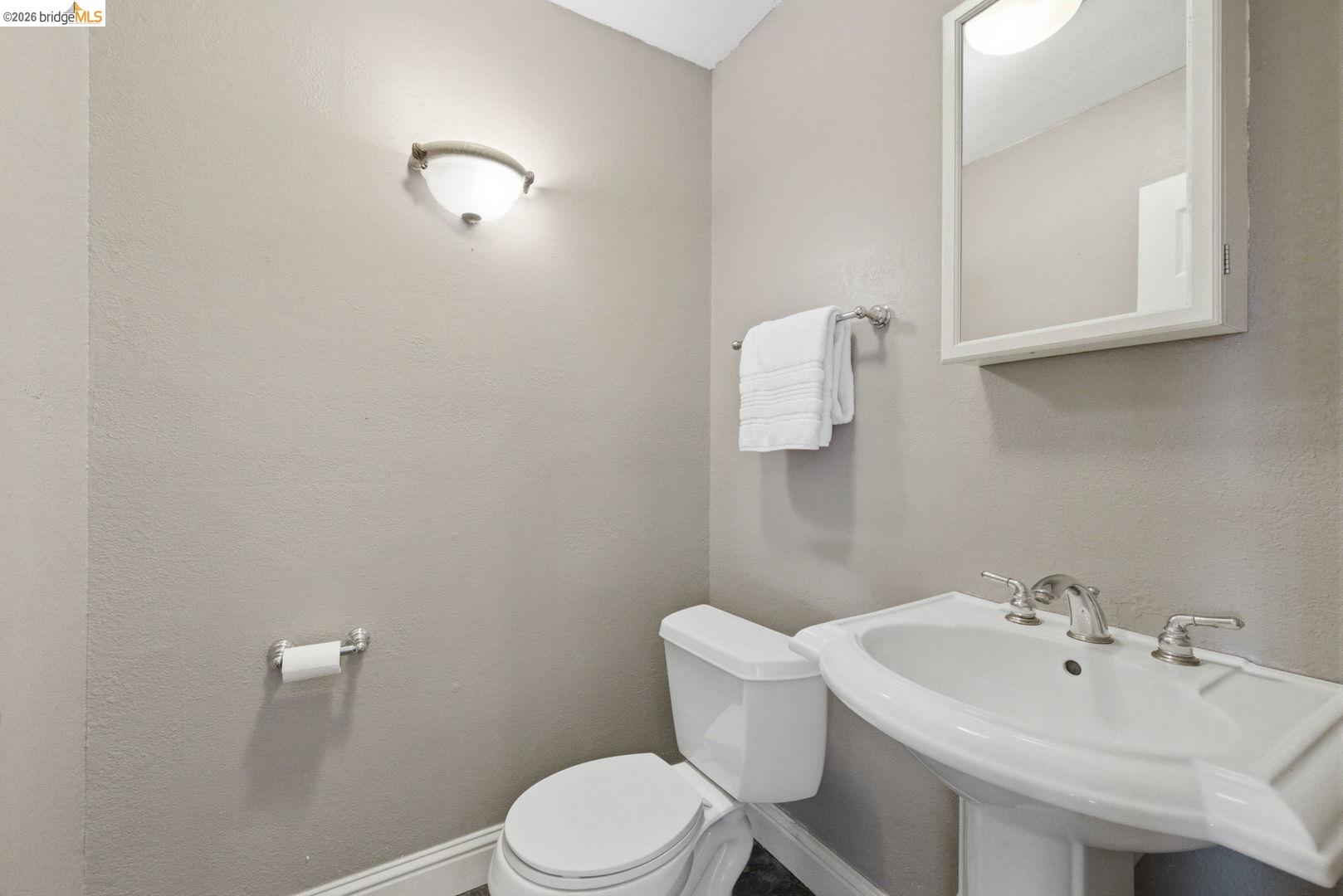 Detail Gallery Image 34 of 60 For 19722 Westview Dr, Twain Harte,  CA 95383 - 4 Beds | 4/1 Baths