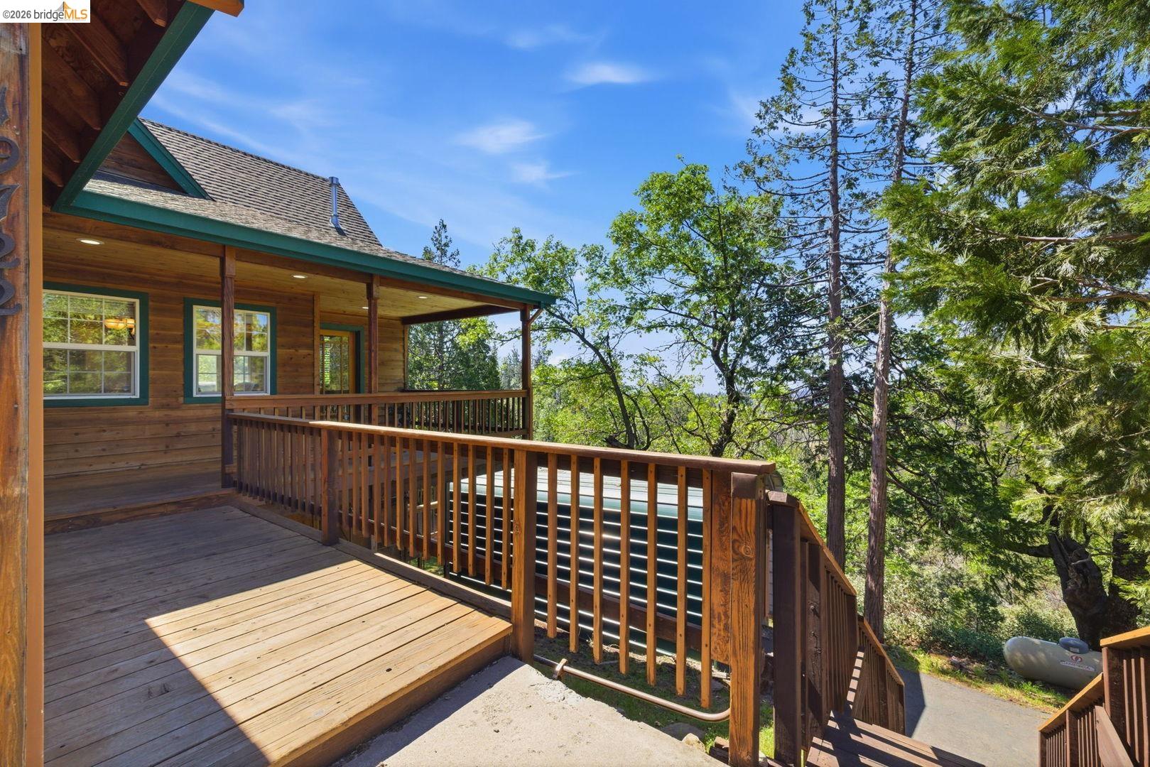 Detail Gallery Image 5 of 60 For 19722 Westview Dr, Twain Harte,  CA 95383 - 4 Beds | 4/1 Baths