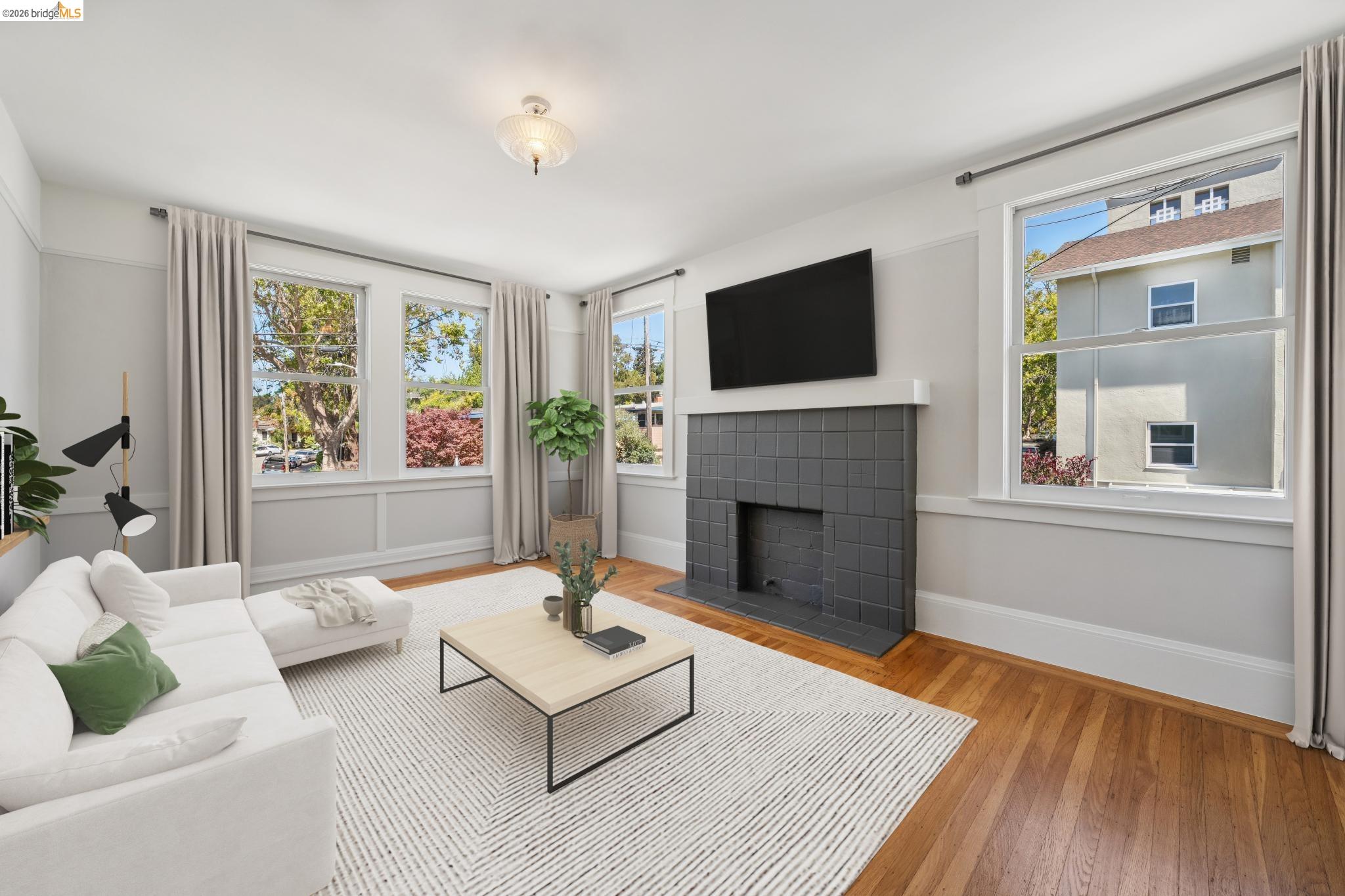 Photo #3: 41128565 Listing: Photo #3