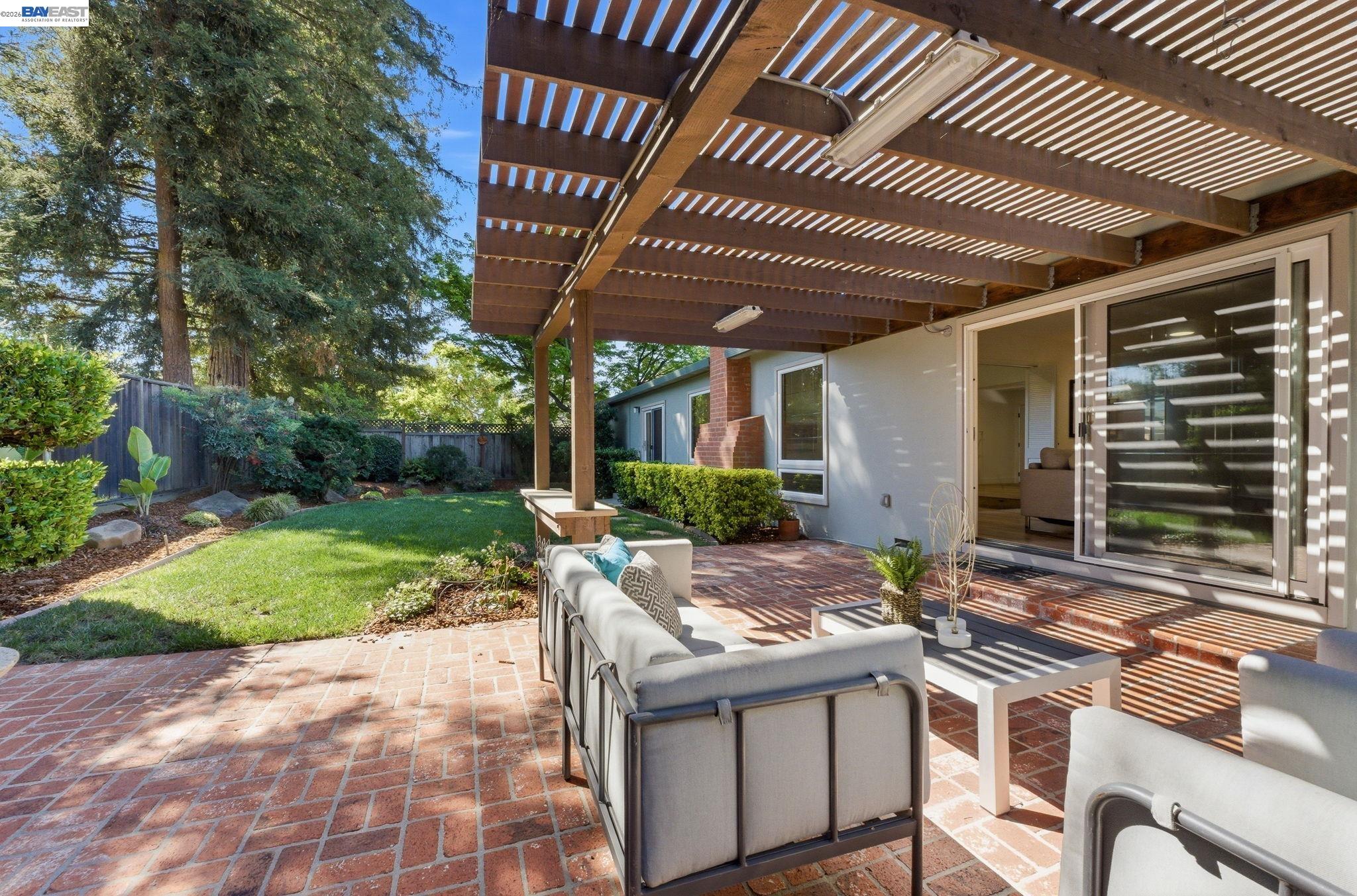 Detail Gallery Image 9 of 59 For 2645 Swanson Way, Mountain View,  CA 94040 - 4 Beds | 3 Baths