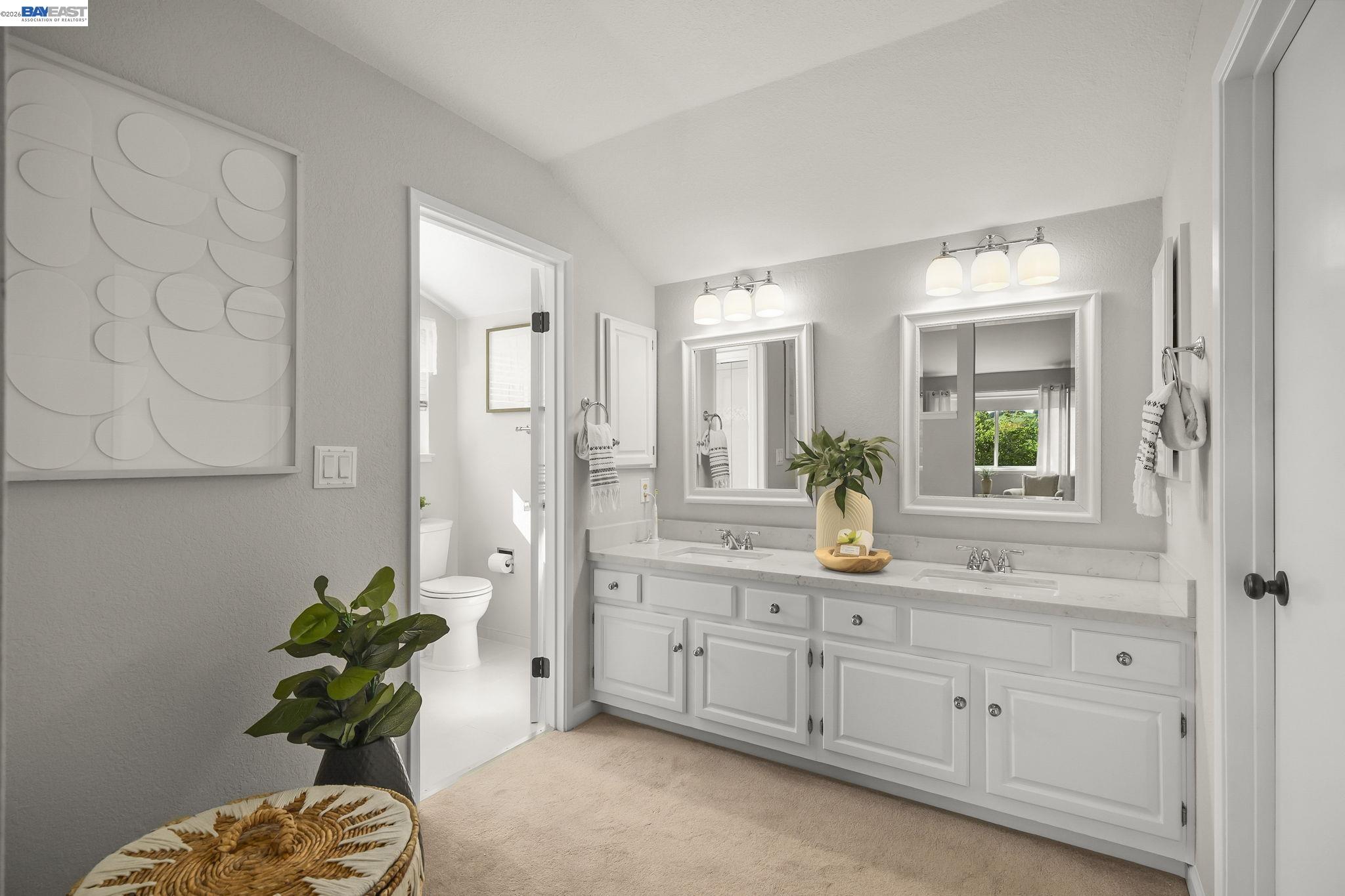 Detail Gallery Image 18 of 27 For 6034 Slopeview Ct, Castro Valley,  CA 94552 - 4 Beds | 2/1 Baths