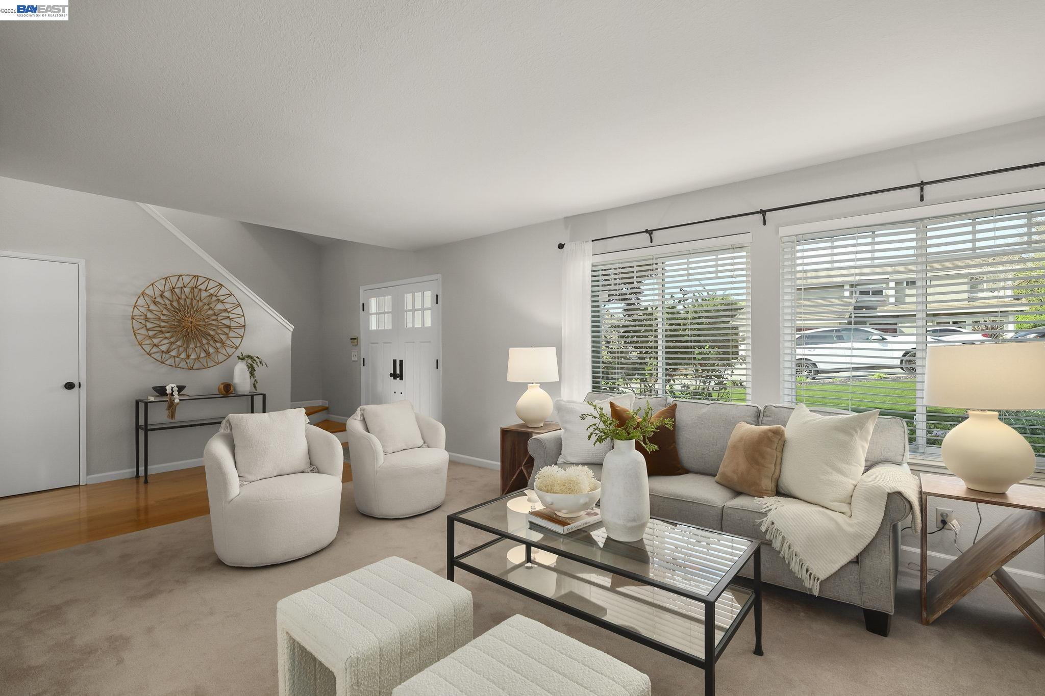 Detail Gallery Image 6 of 27 For 6034 Slopeview Ct, Castro Valley,  CA 94552 - 4 Beds | 2/1 Baths