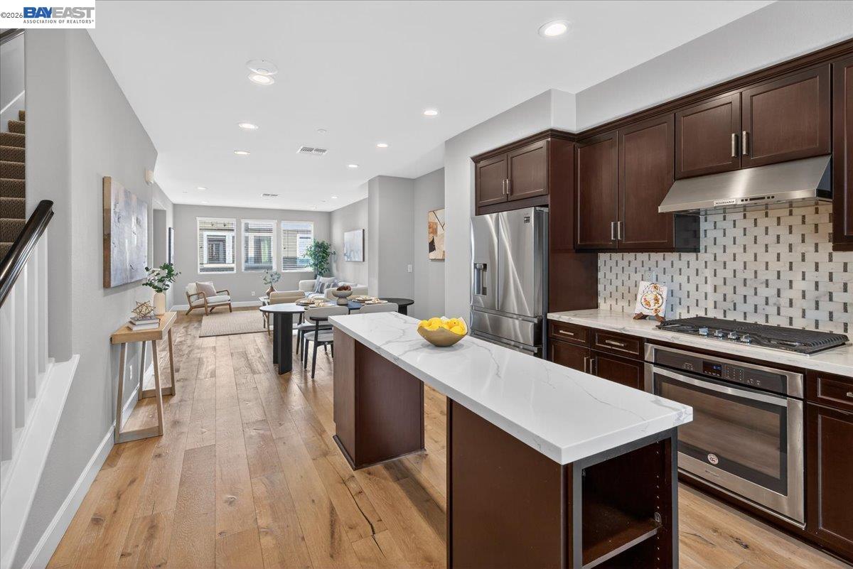 Photo #15: 41128568 Listing: Photo #15