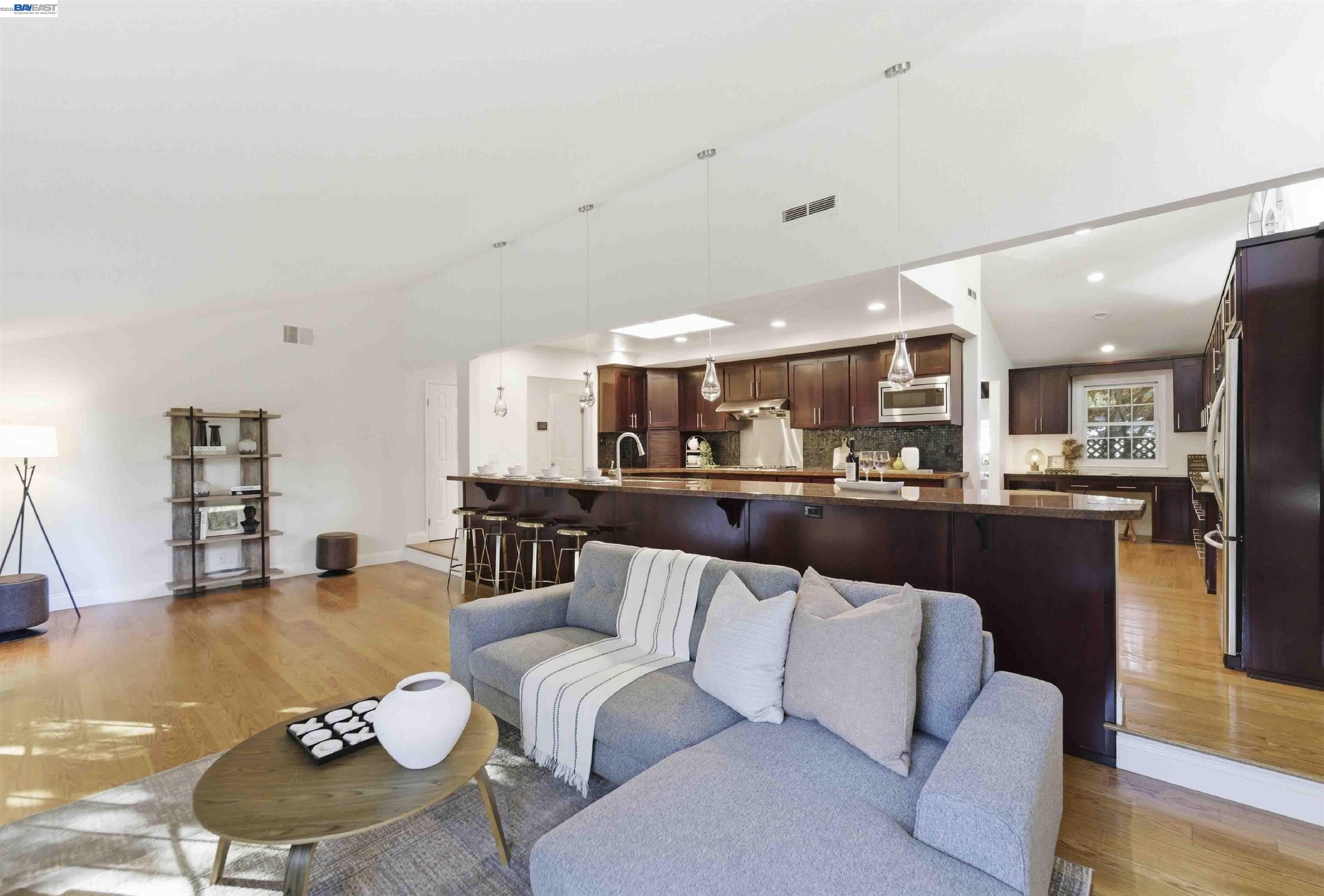 Detail Gallery Image 15 of 44 For 36017 Plumeria, Fremont,  CA 94536 - 3 Beds | 2 Baths