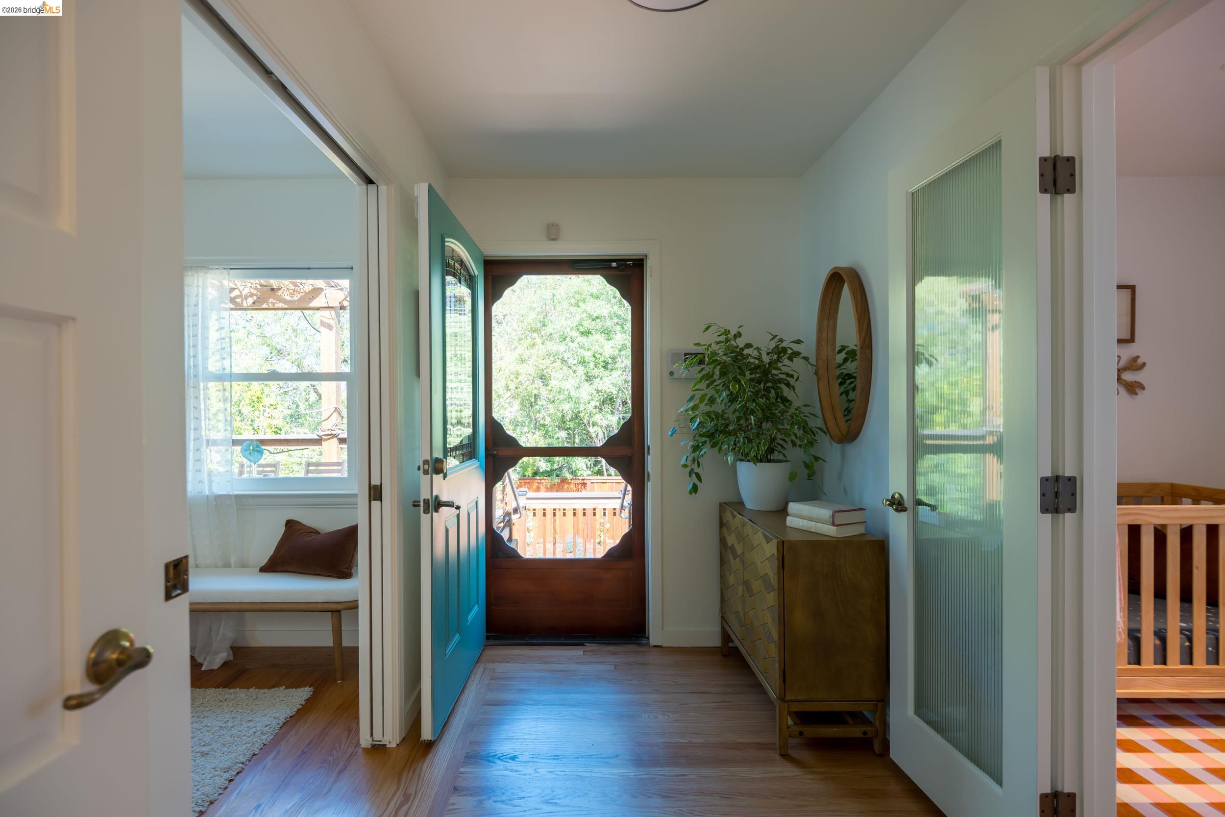 Detail Gallery Image 18 of 31 For 5437 Poinsett Ave, El Cerrito,  CA 94530 - 2 Beds | 1 Baths