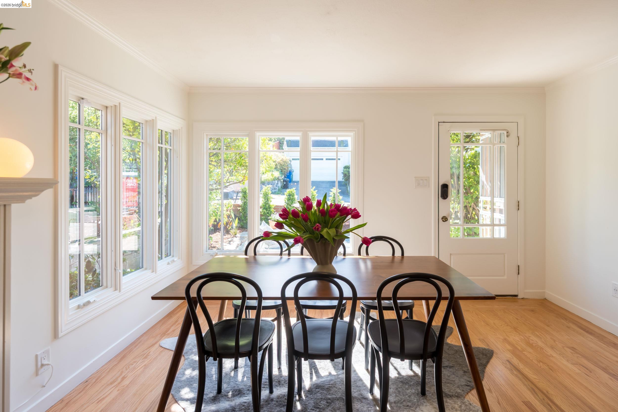 Detail Gallery Image 4 of 31 For 5437 Poinsett Ave, El Cerrito,  CA 94530 - 2 Beds | 1 Baths