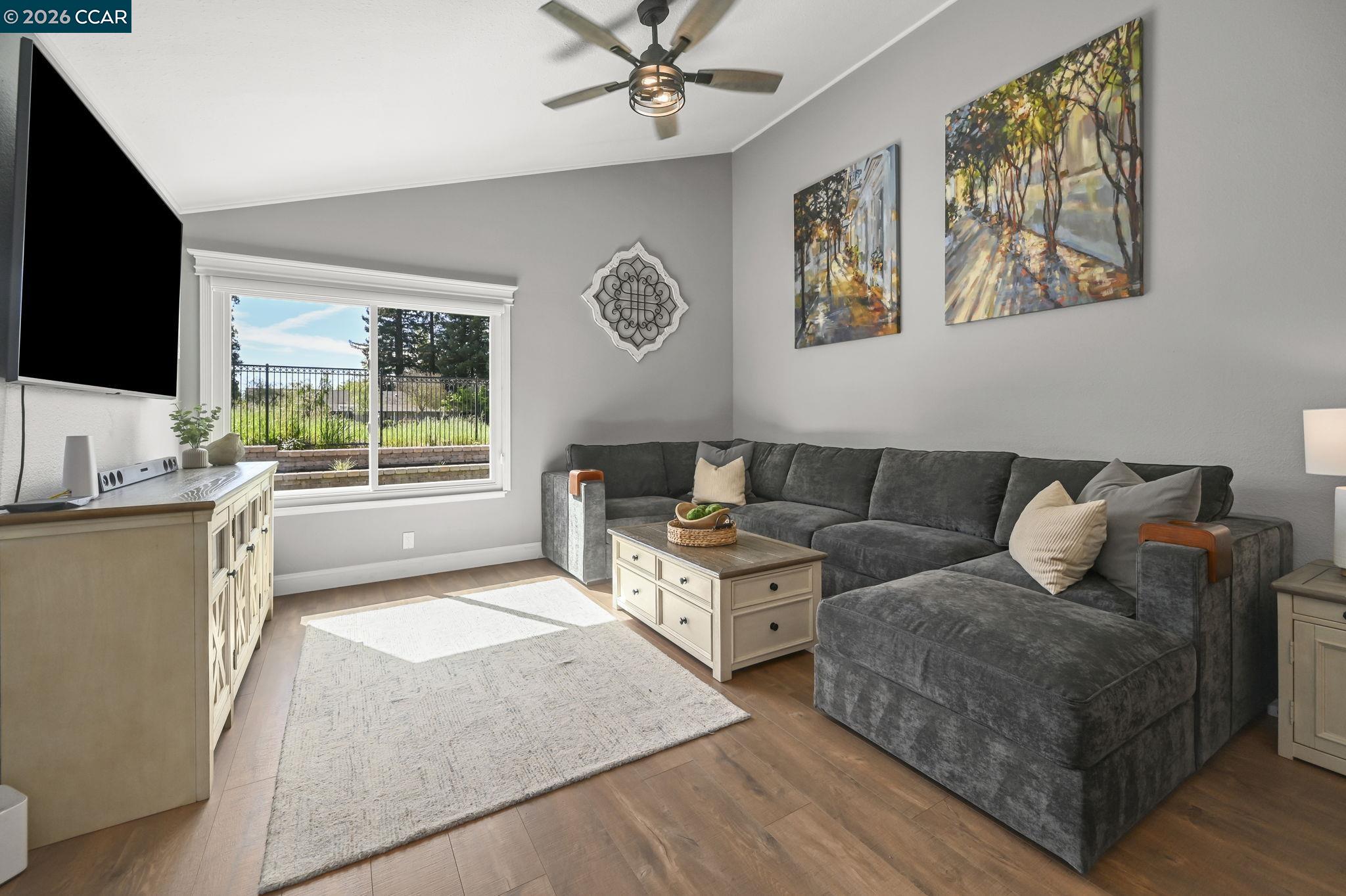 Detail Gallery Image 15 of 38 For 9529 Thunderbird Dr, San Ramon,  CA 94583 - 4 Beds | 2 Baths