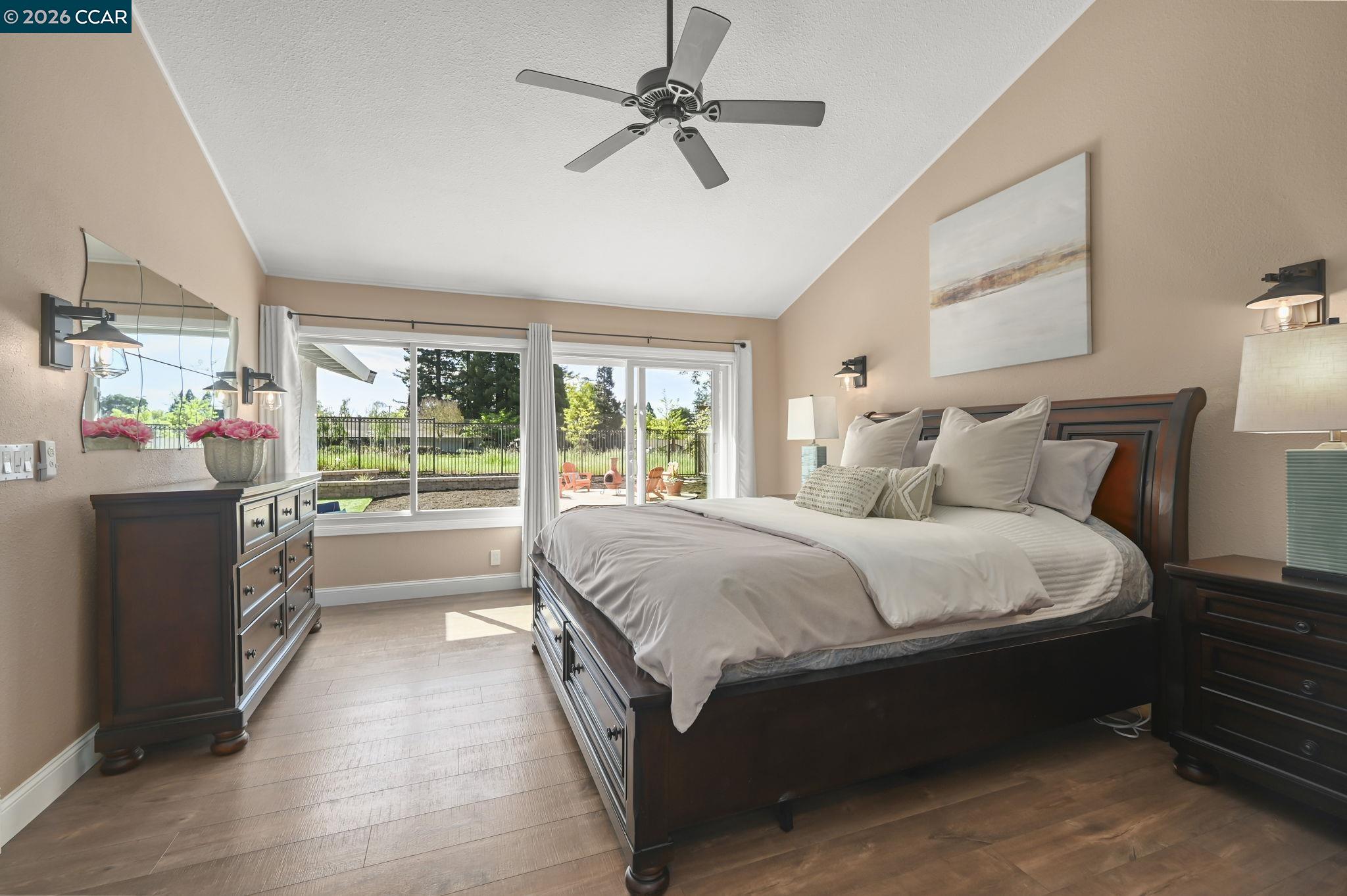 Detail Gallery Image 18 of 38 For 9529 Thunderbird Dr, San Ramon,  CA 94583 - 4 Beds | 2 Baths