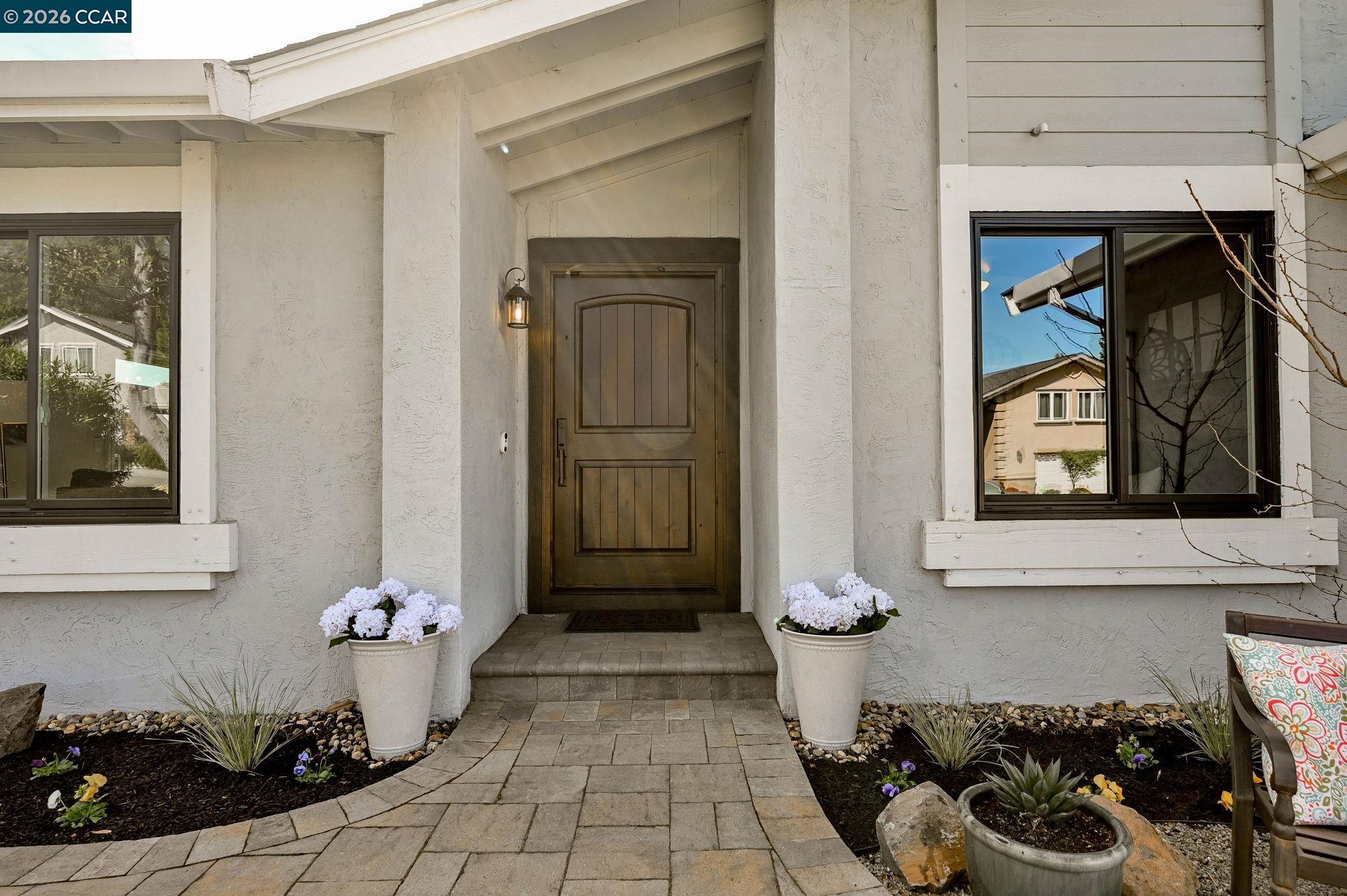 Detail Gallery Image 4 of 38 For 9529 Thunderbird Dr, San Ramon,  CA 94583 - 4 Beds | 2 Baths