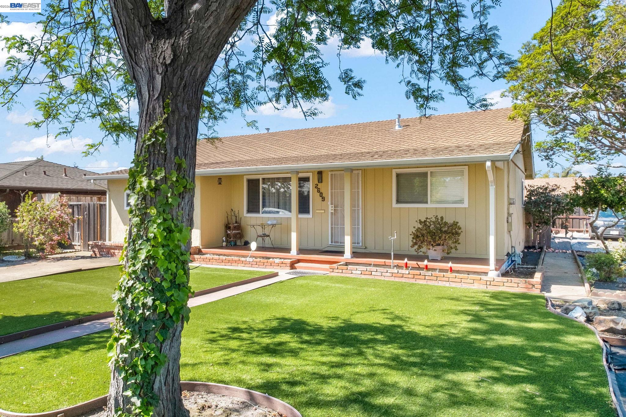 Detail Gallery Image 3 of 21 For 2609 W Avenue 133rd, San Leandro,  CA 94577 - – Beds | – Baths