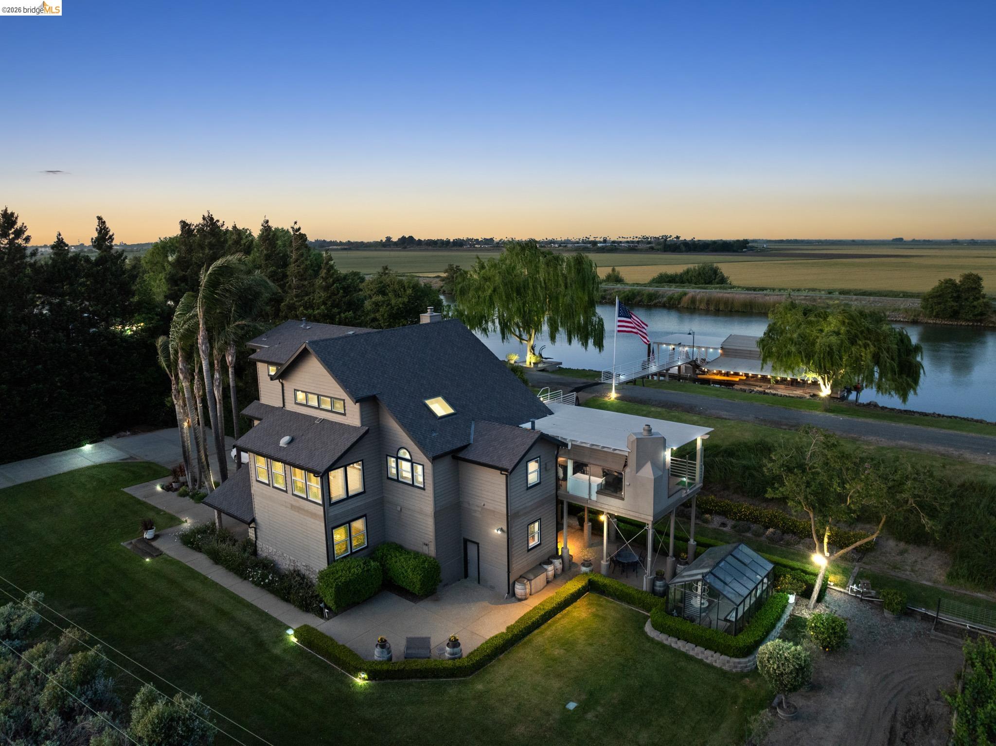 Front Image Thumbnail for EB41128577