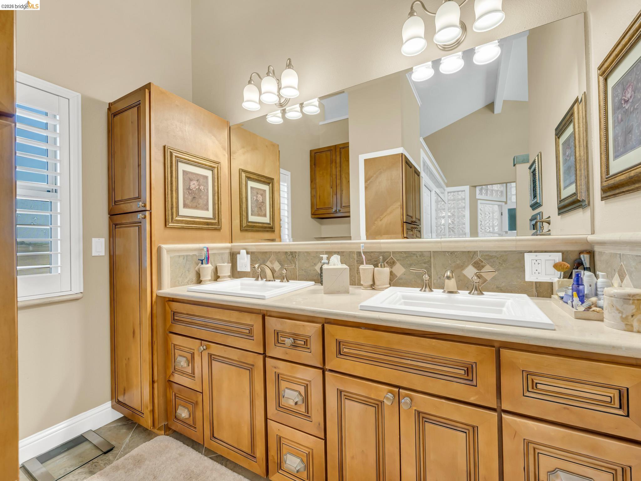 Detail Gallery Image 32 of 48 For 17035 Terminous Rd, Isleton,  CA 95641 - 3 Beds | 3 Baths