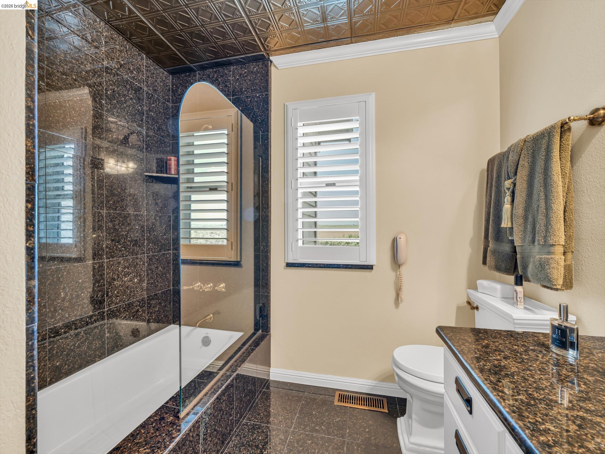 Detail Gallery Image 38 of 48 For 17035 Terminous Rd, Isleton,  CA 95641 - 3 Beds | 3 Baths