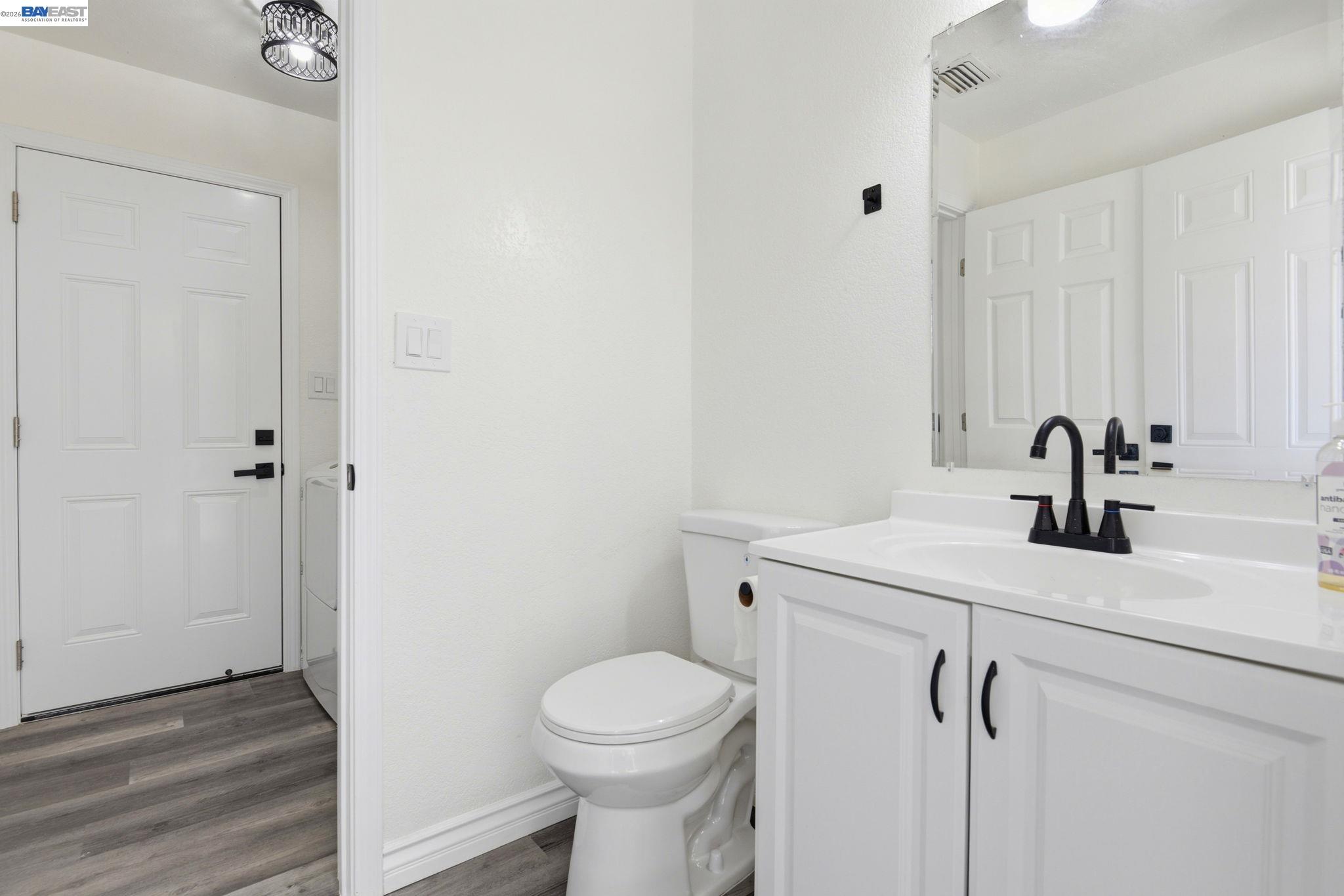 Detail Gallery Image 28 of 37 For 1940 Mcpeak Ct, Tracy,  CA 95376 - 4 Beds | 2/1 Baths