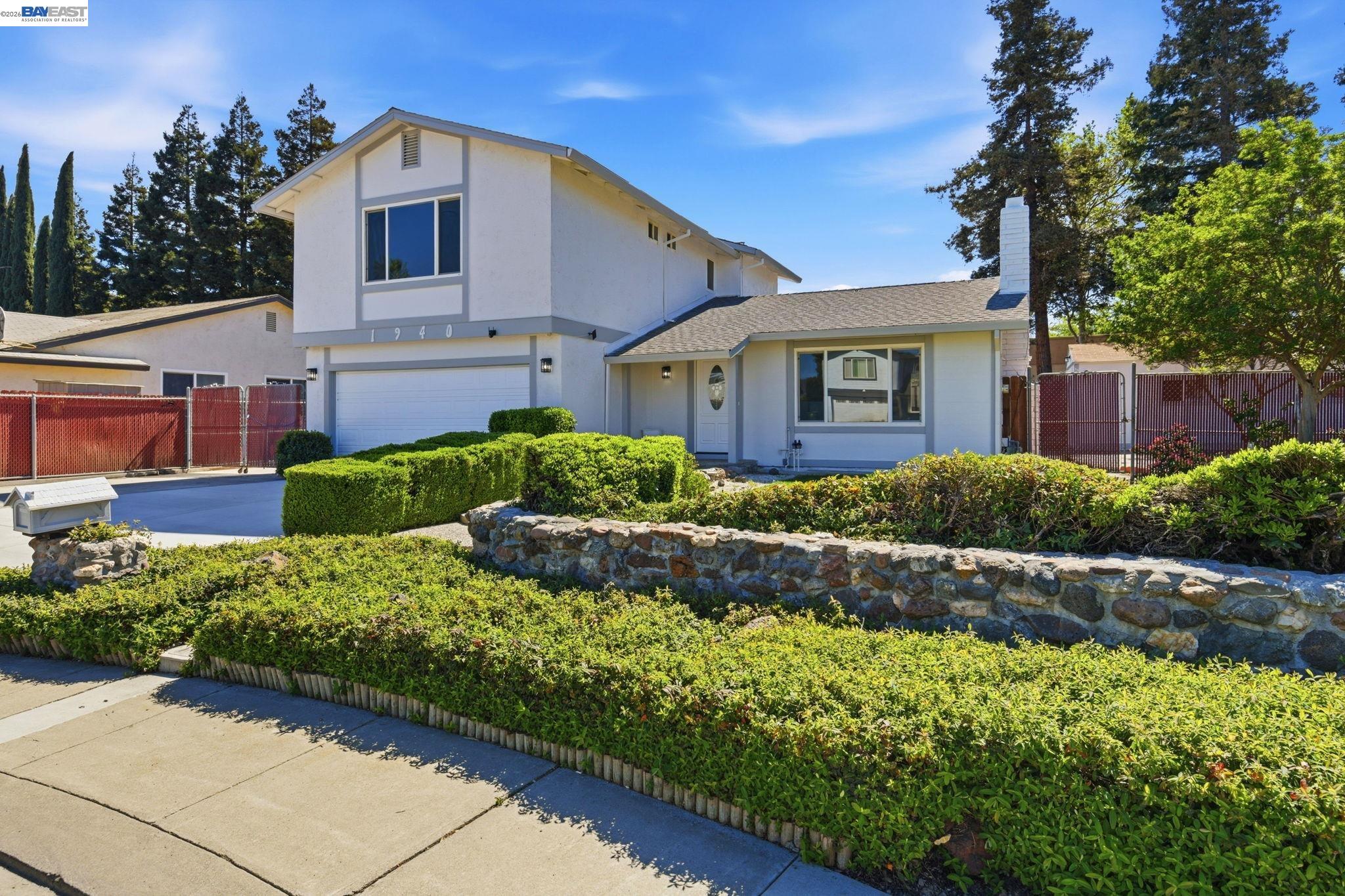 Detail Gallery Image 4 of 37 For 1940 Mcpeak Ct, Tracy,  CA 95376 - 4 Beds | 2/1 Baths