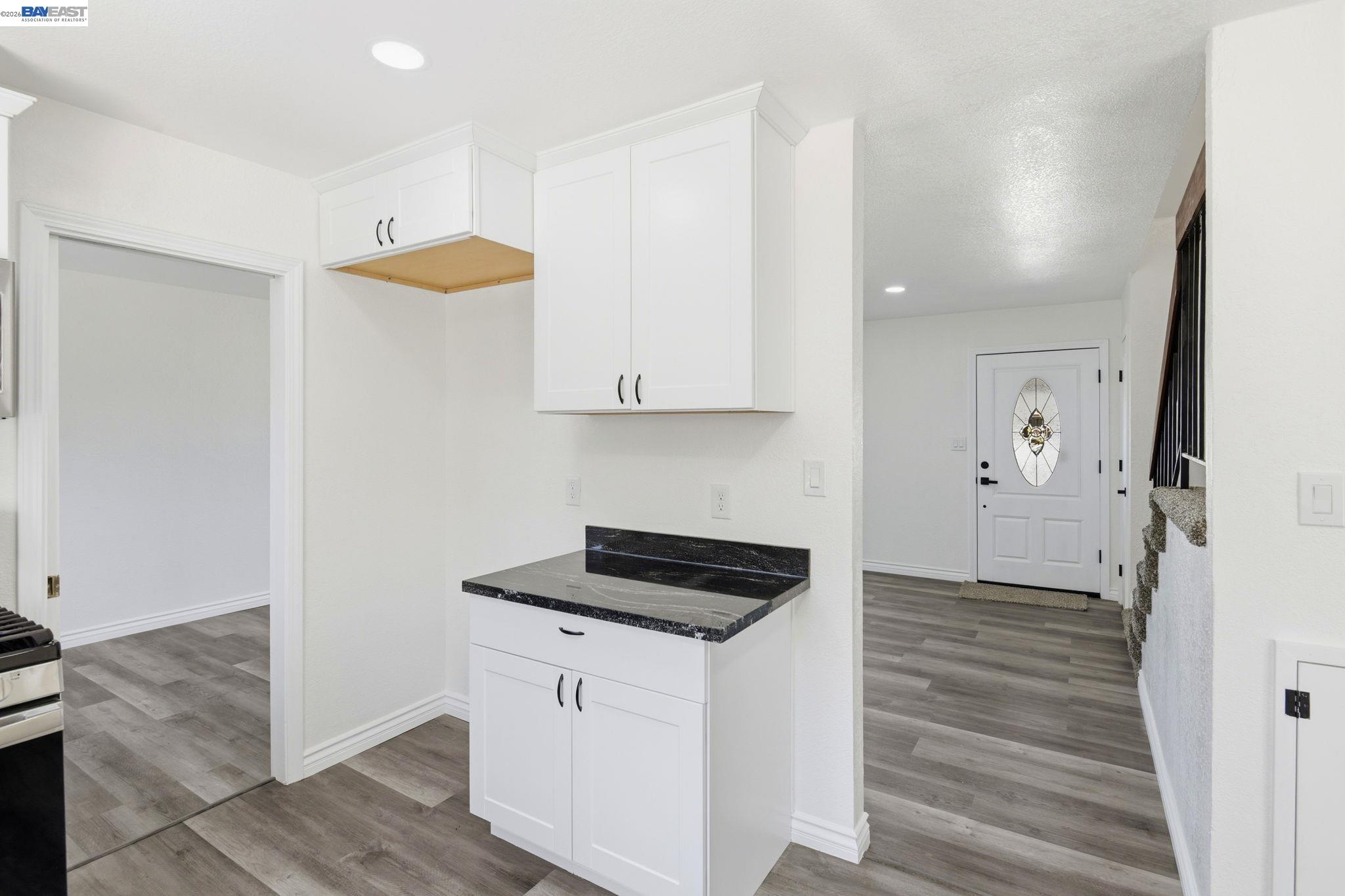 Detail Gallery Image 10 of 37 For 1940 Mcpeak Ct, Tracy,  CA 95376 - 4 Beds | 2/1 Baths