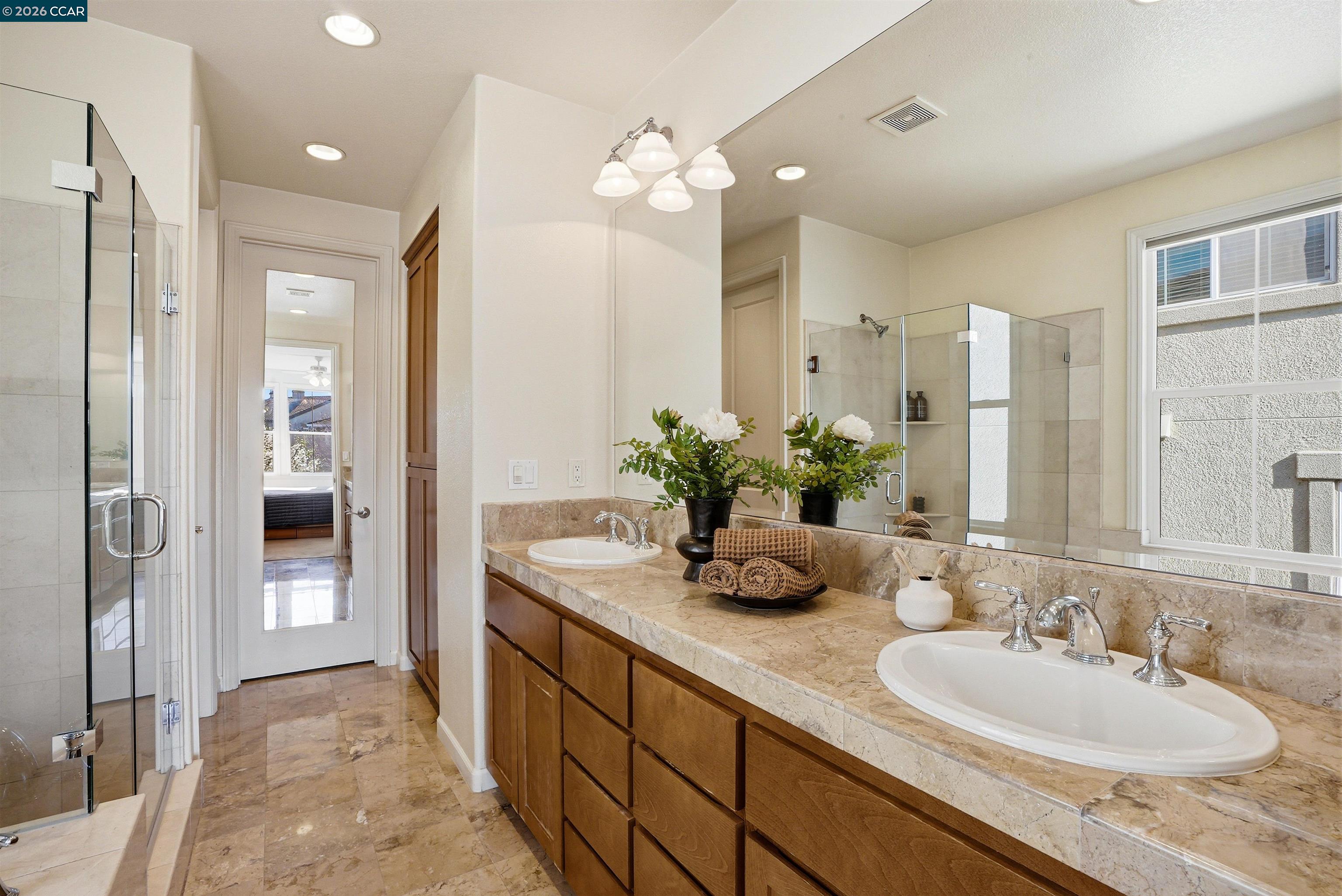 Detail Gallery Image 22 of 52 For 6560 Deerfield Dr, Vallejo,  CA 94591 - 3 Beds | 3 Baths