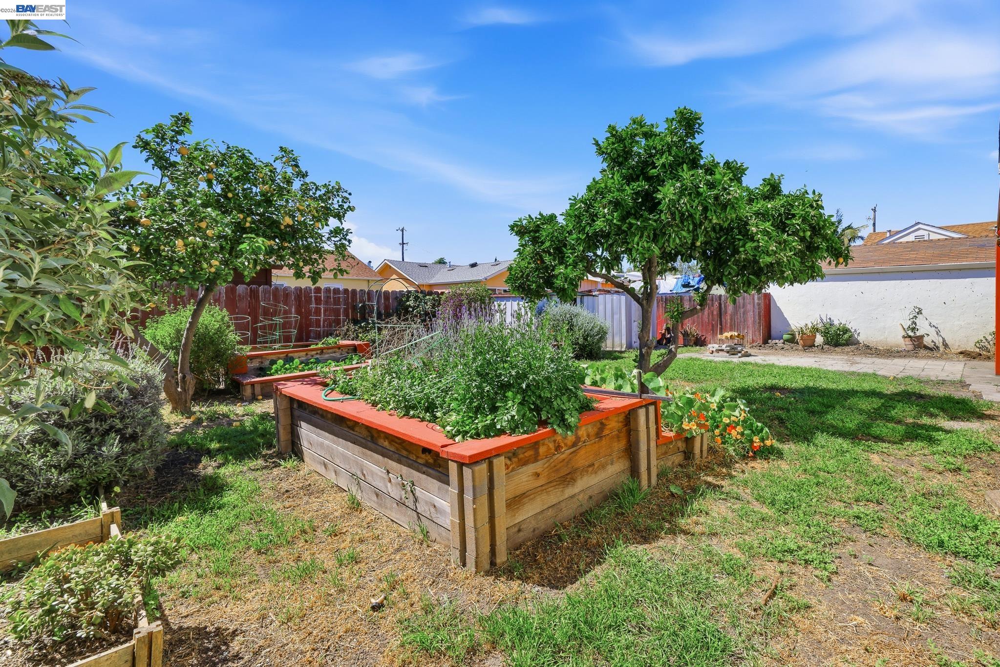 Detail Gallery Image 39 of 44 For 16311 Ria Dr, –,  CA 94578 - 3 Beds | 2 Baths