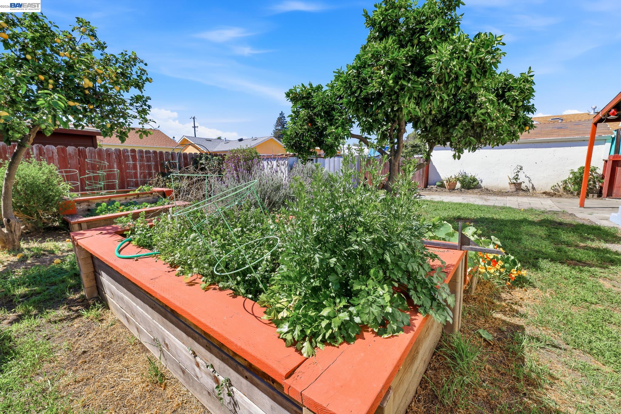 Detail Gallery Image 40 of 44 For 16311 Ria Dr, –,  CA 94578 - 3 Beds | 2 Baths